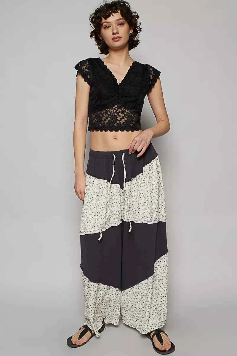 POL Contrast Floral Drawstring Wide Leg Pants 2cf92406-62f9-49d1-a240-b60d2e7ed9df-Max-Origin