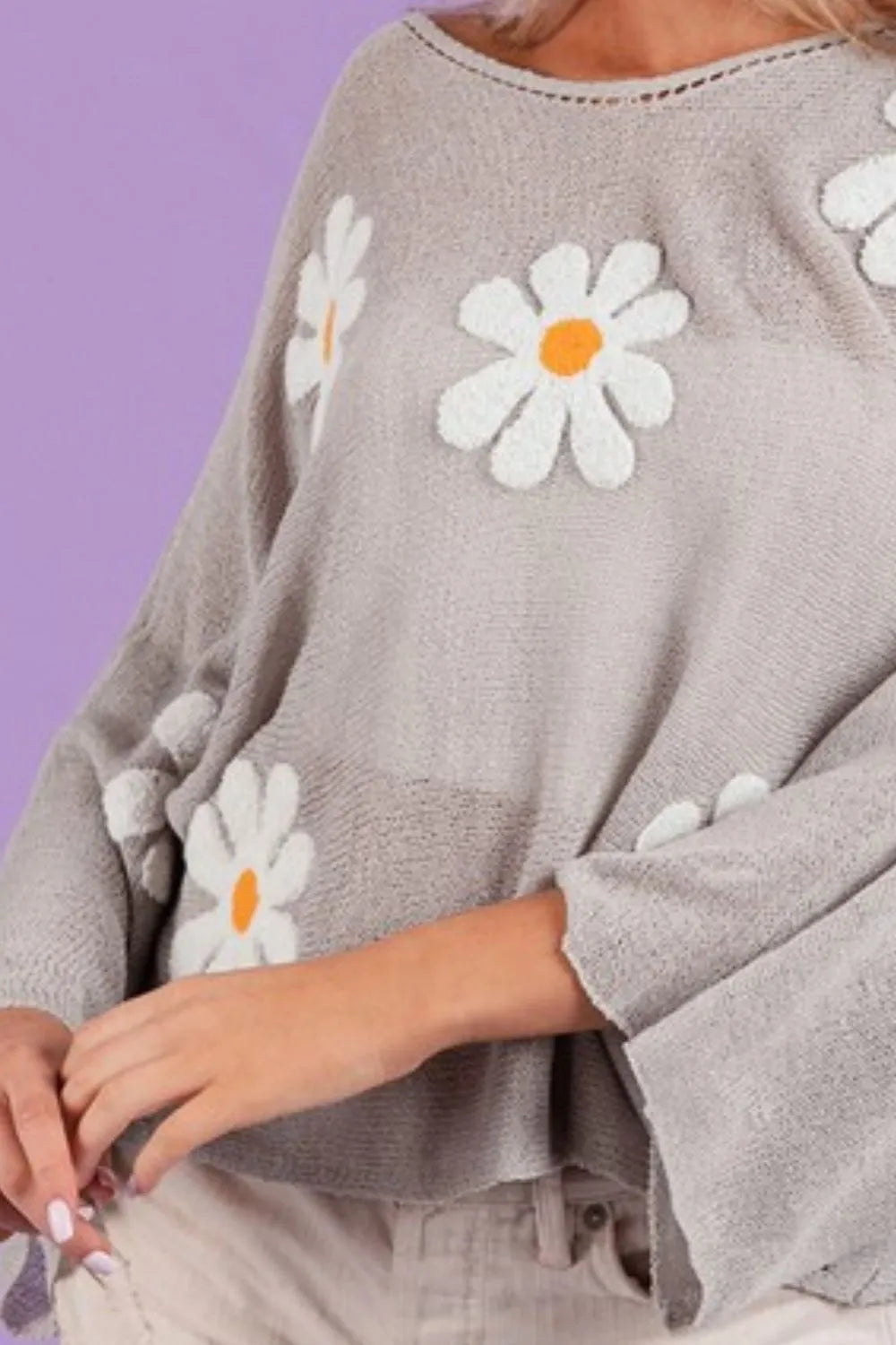 BiBi Flower Embroidery Loose Fit Knit Top 2d3aaa35-aa11-435c-951d-8f40d2d28571-Max-Origin