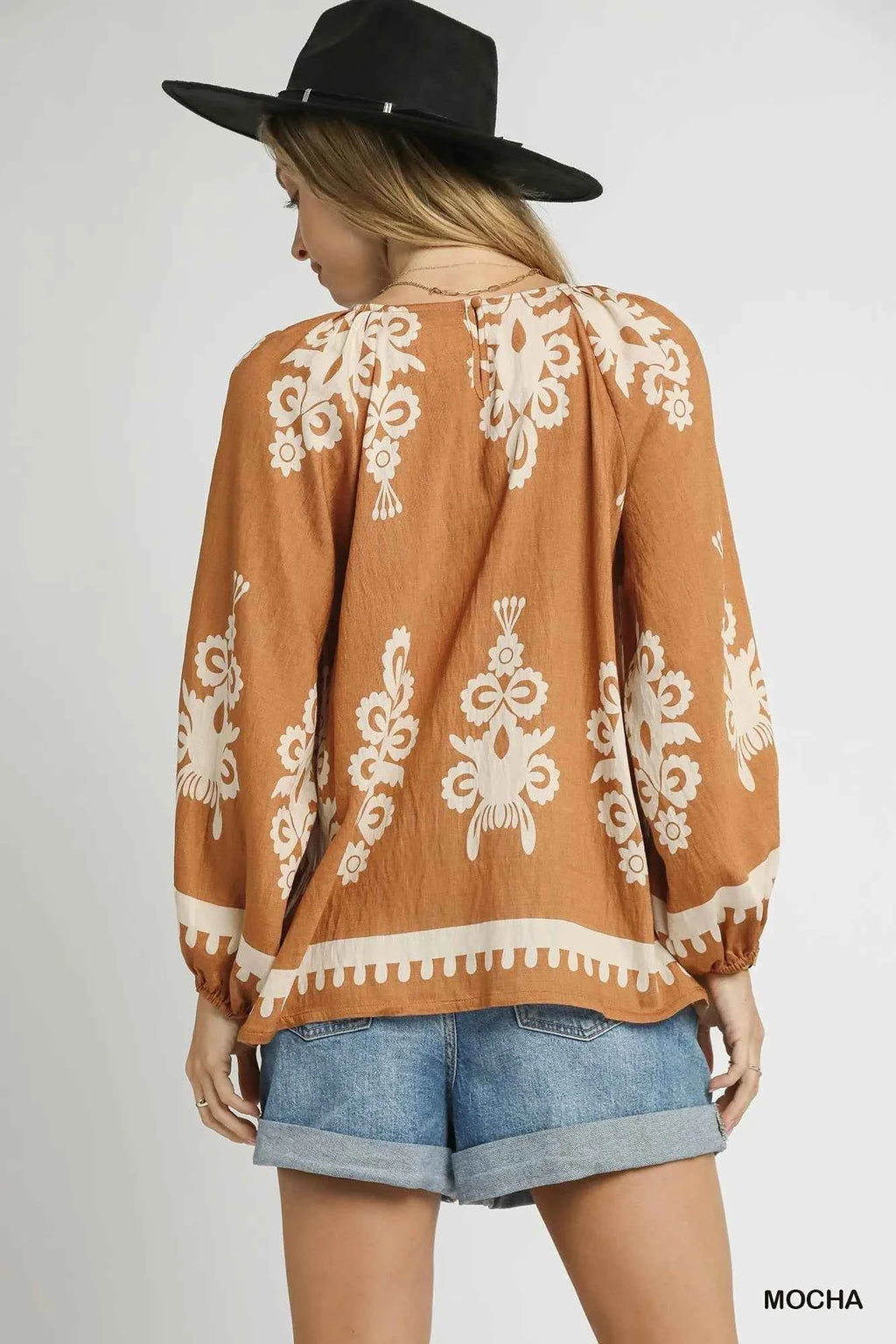 Umgee Full Size Two Tone Border Print Top with Balloon Sleeves Plus Size 2d5db4ef-f1a8-4028-9945-2a96d1738fdb-Max-Origin