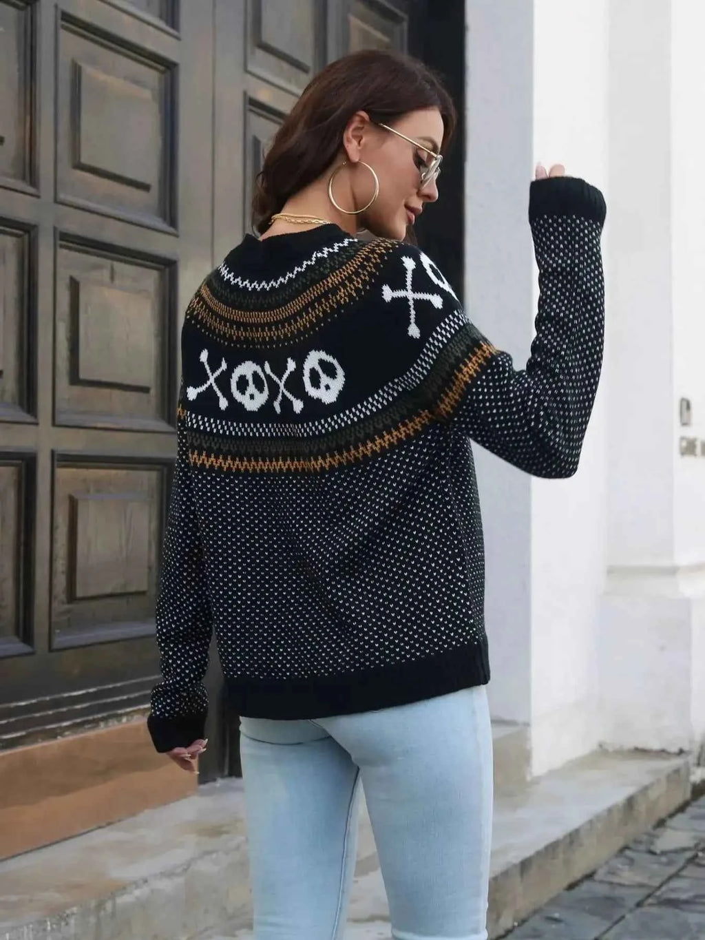Skull Pattern Round Neck Sweater 2dbe17a8-edac-4625-a8e7-404b5a20bcc9-Max-Origin