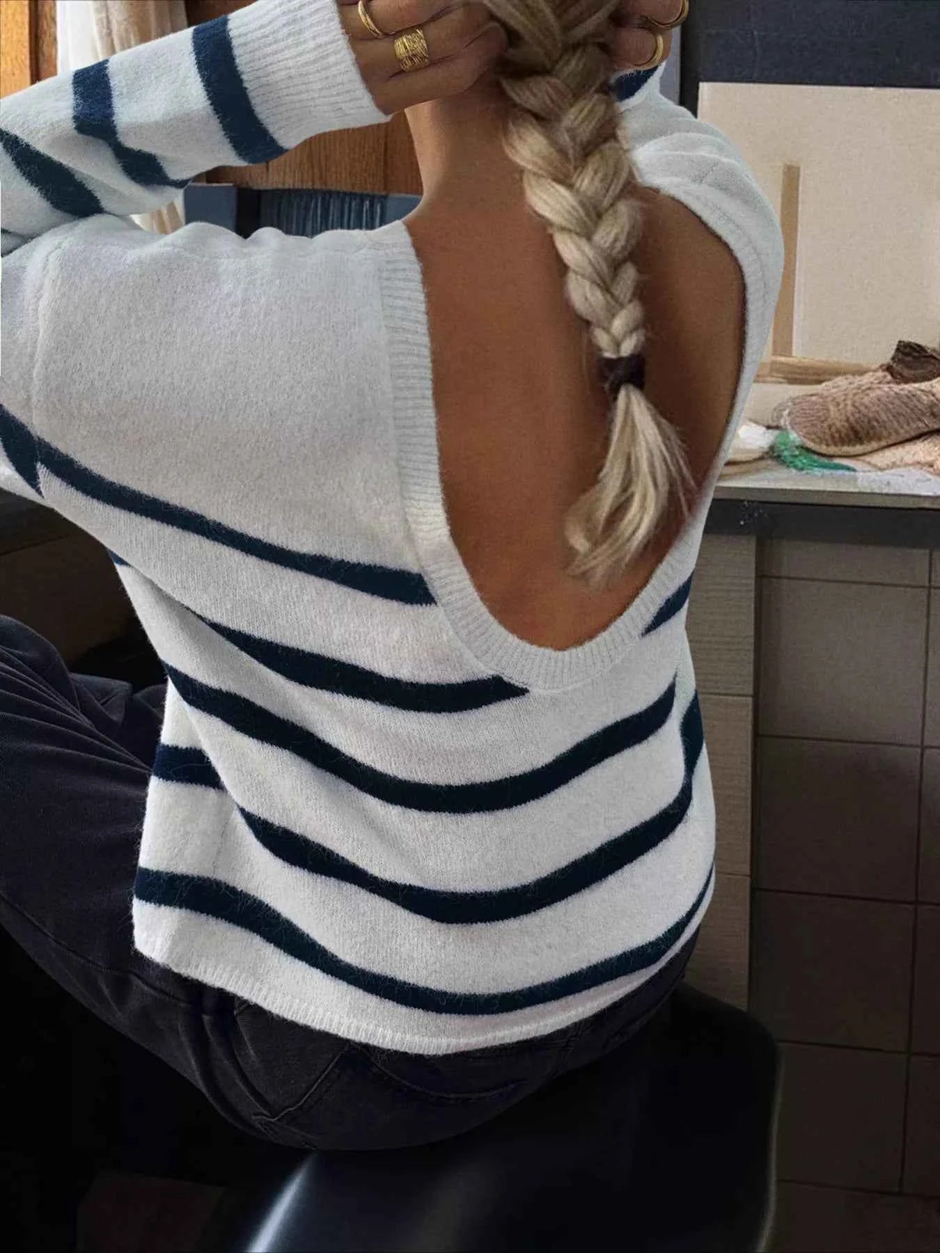Striped Round Neck Long Sleeve Knit Top 2e487686316040ae86f06b8e0bc29c05-Max-Origin