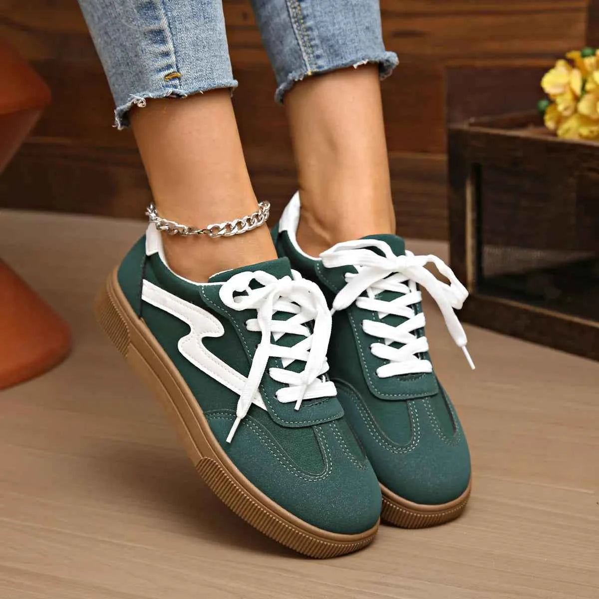 Lace Up Platform Sneakers Green 2e78e84c-612a-4d63-bfa2-e7142bcaa266-Max-Origin