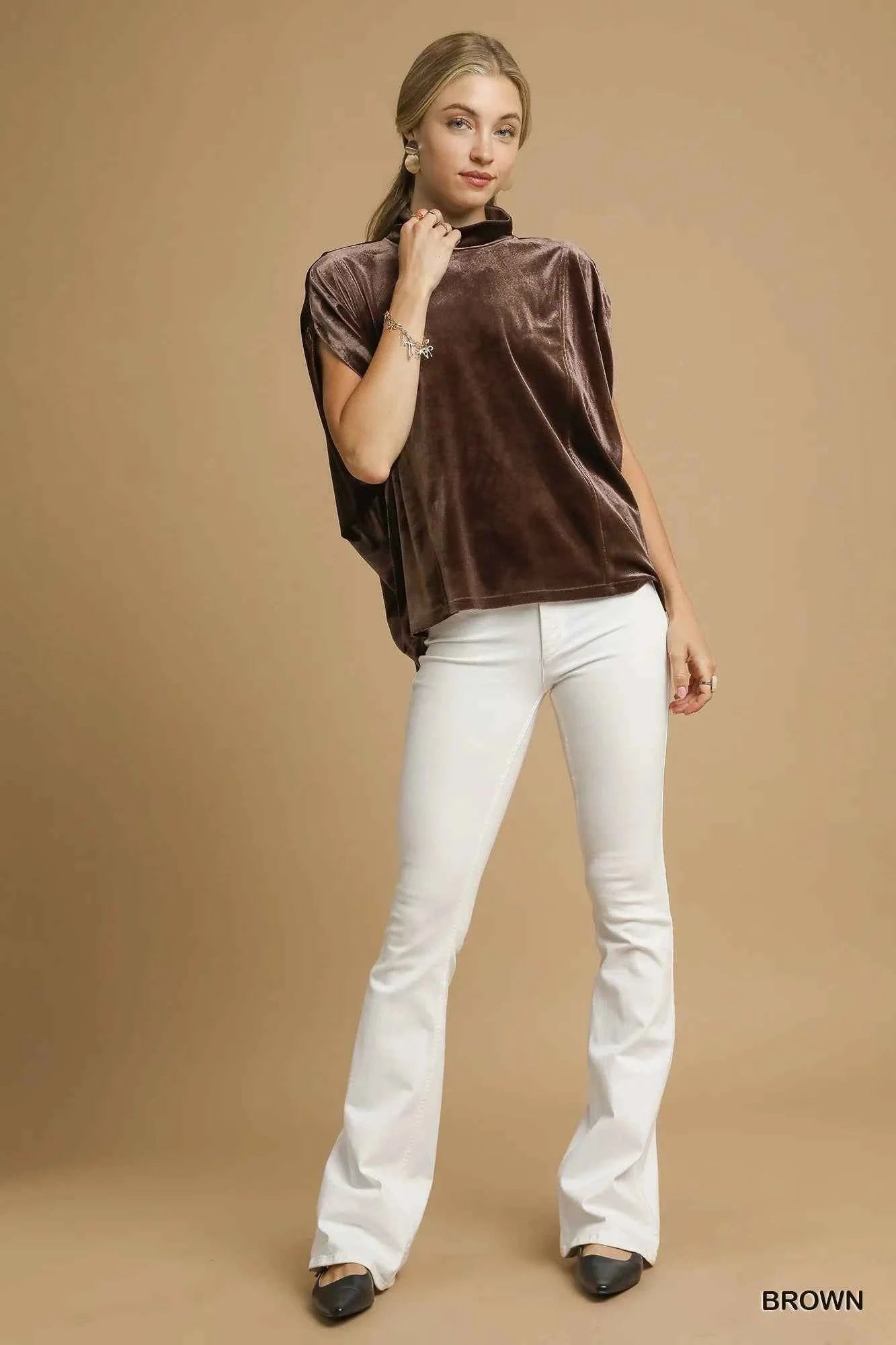 Umgee Velvet Mock Neck Sleeveless Blouse 2e89ce09-e62c-46b4-a7e1-4c4b0d70e704-Max-Origin