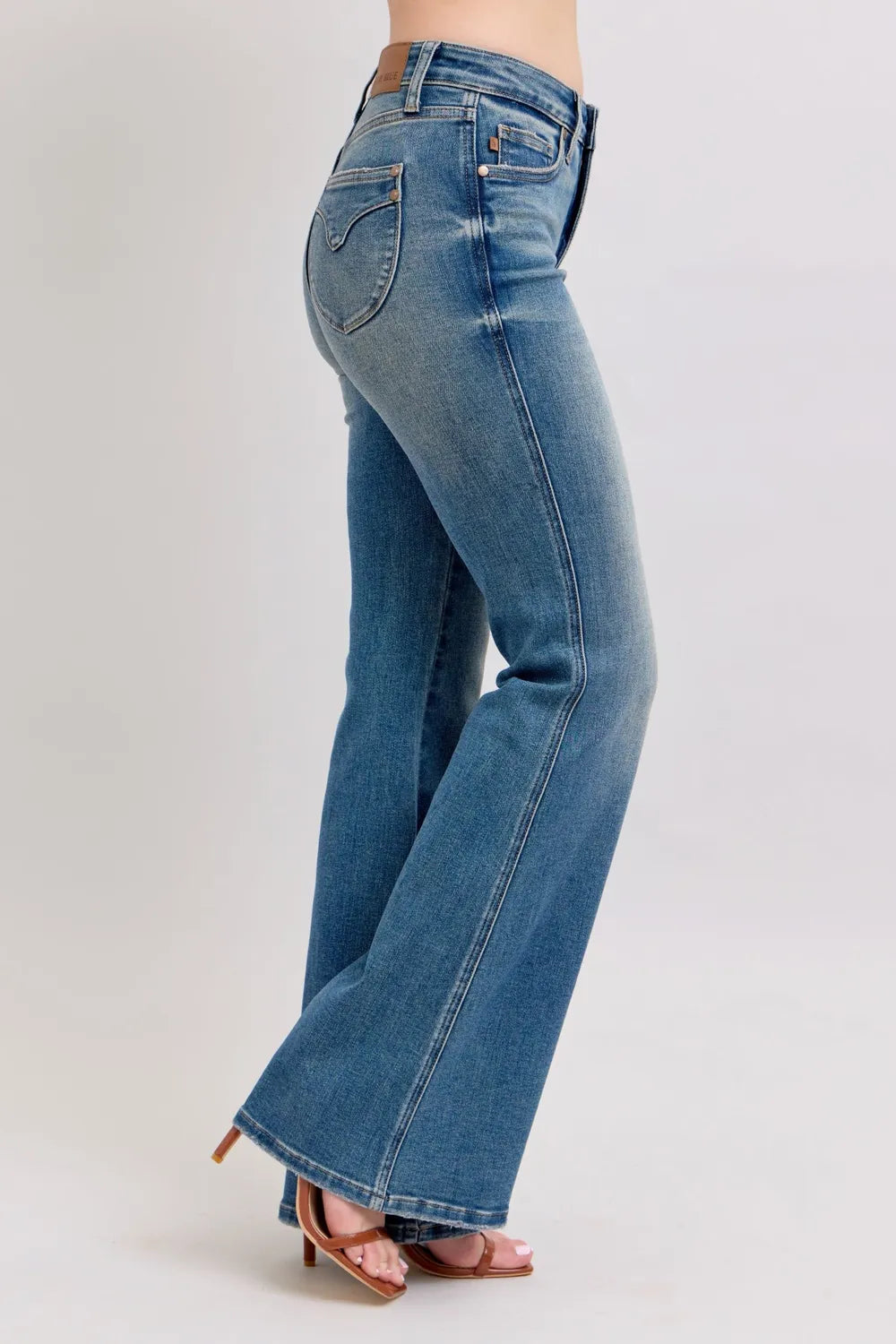 Judy Blue MR Tummy Control Vintage Wash Jeans 2eb4b2d7-6489-4a71-8e8e-347ea00a69ac-Max