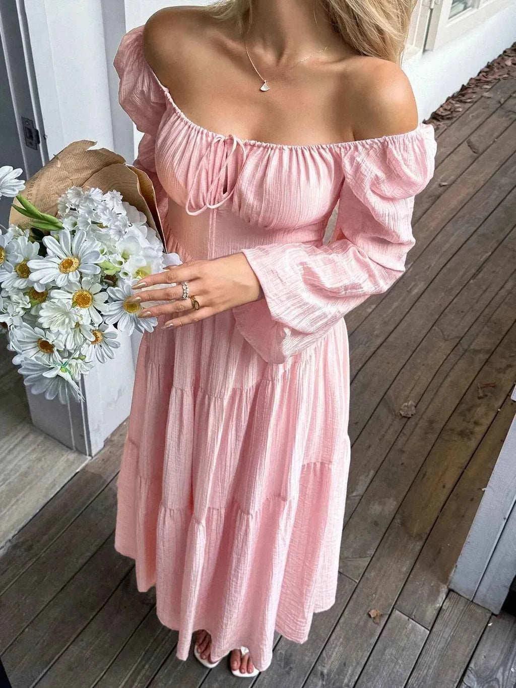 Tiered Balloon Sleeve Midi Dress 2ecc4311-1e35-4674-8468-ec0bd8141b7c-Max-Origin