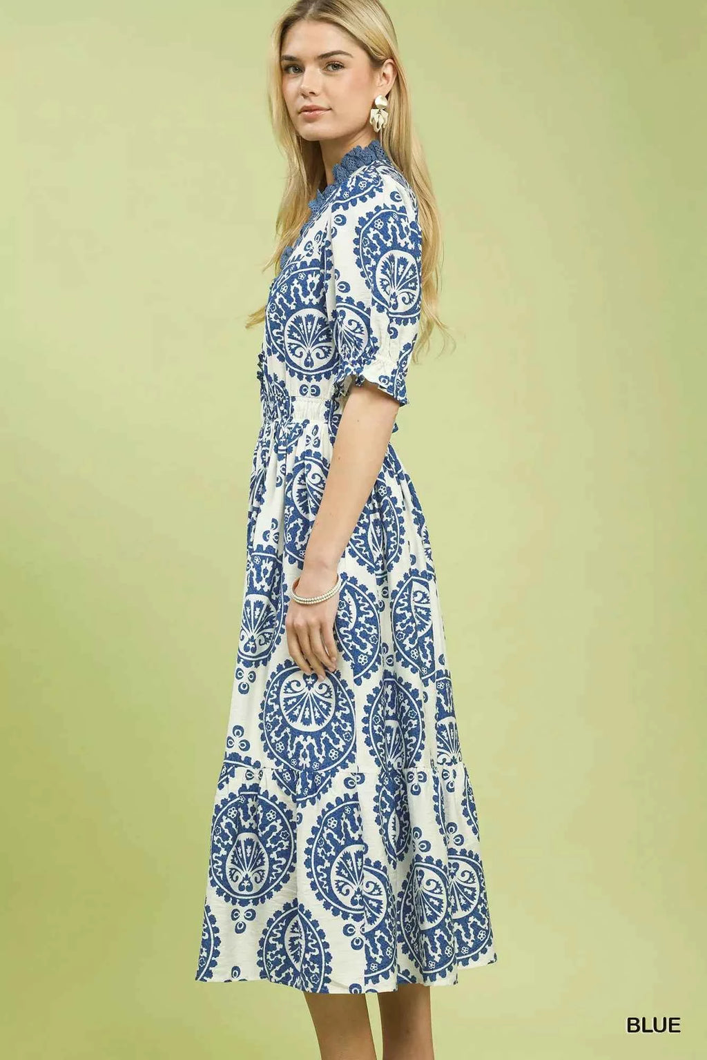 Umgee Paisley Smocked Waist Midi Dress 2ee58aee-0c98-4a73-b99b-03250bfac9de-Max-Origin