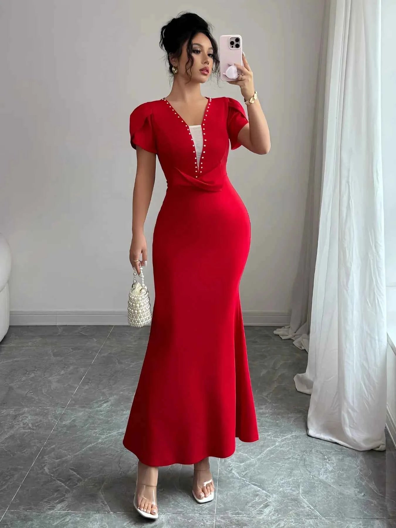 Petal Sleeve Mermaid Maxi Dress 2effb1df-8417-41b6-95d9-071117f0753b-Max-Origin