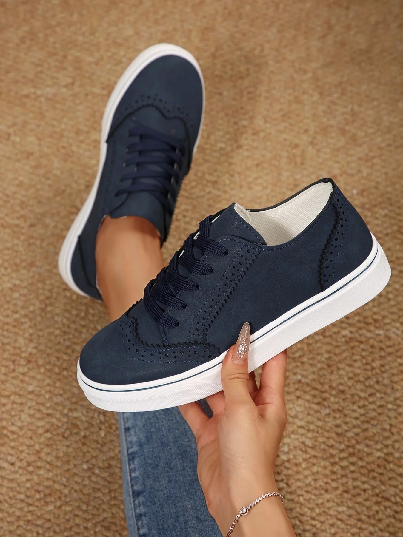 Lace Up Round Toe Platform Sneakers 2f6fe4cf-13c7-4d51-b22f-4f4195c8dd35-Max-Origin