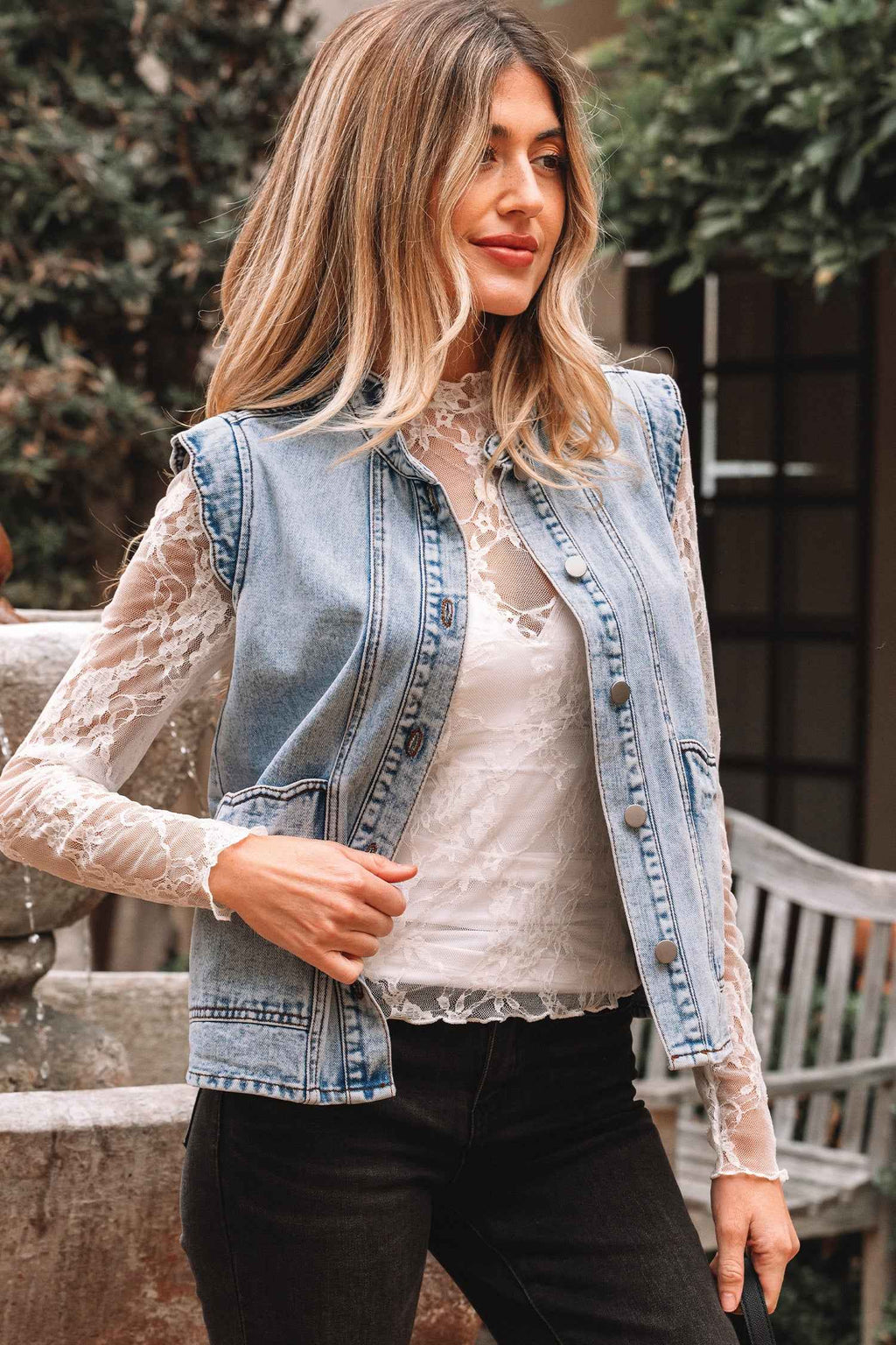 Beau Blue Scalloped Trim Patch Pocket Button Front Denim Vest 2f8147428f9f2c4e