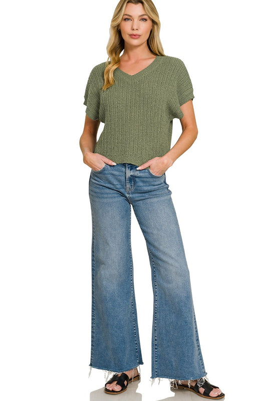 Textured Knit V-Neck Cropped Sweater 2fc370cd6daa461abf7fe38c4a81e454-Max