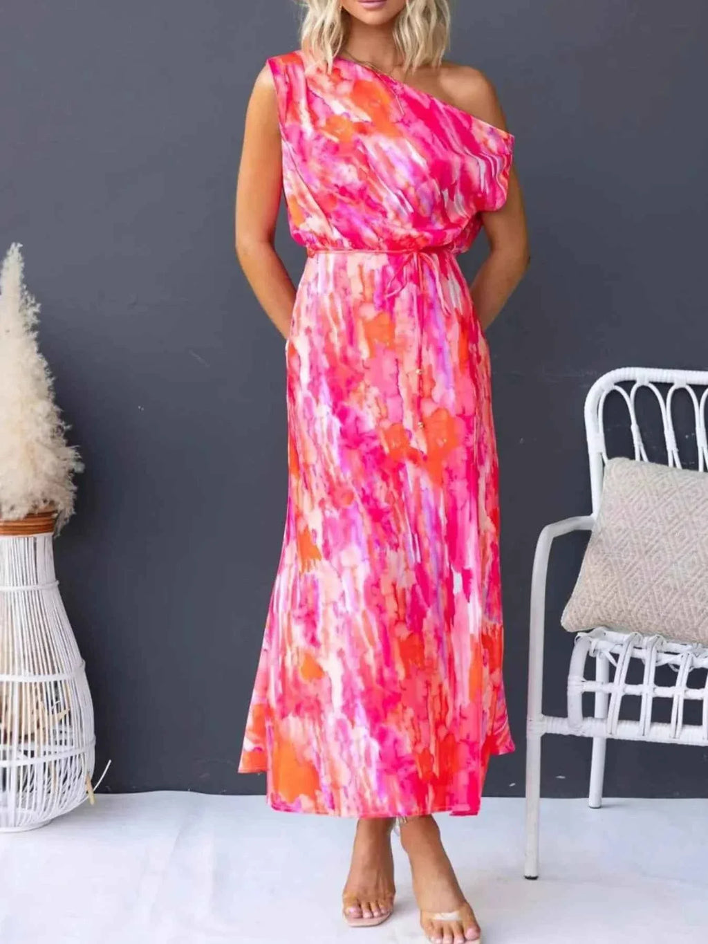 One Shoulder Printed Dress with Slit 2fcbd666-bfb7-4052-b6d0-083912c061f6-Max-Origin