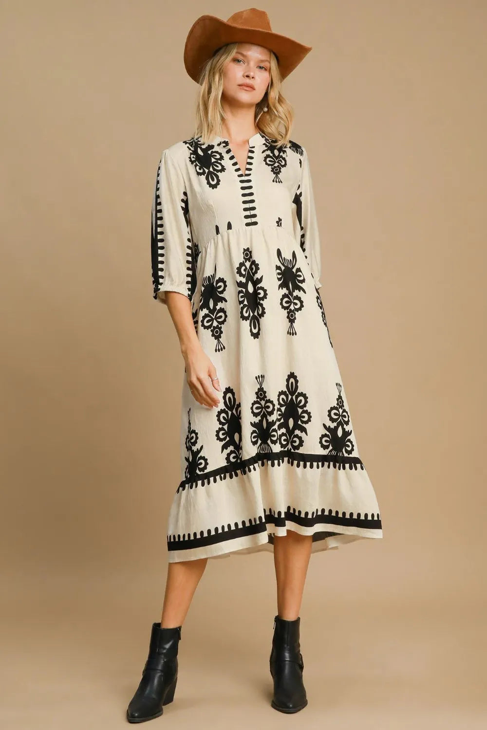 Umgee Printed Notched Midi Dress 30672845-d34a-423c-80ea-6cc94c77edf2-Max