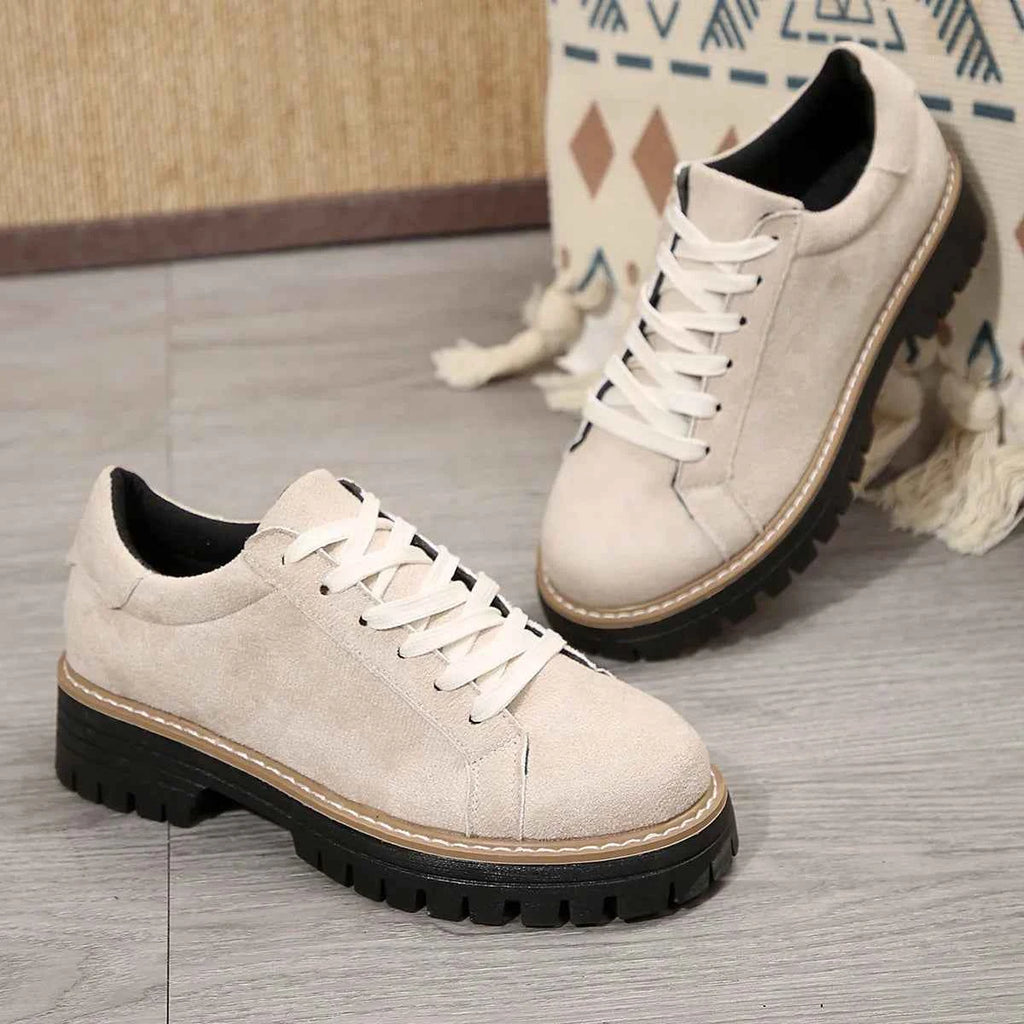 Lace Up Round Toe Platform Sneakers 307ba6f63a394a99af8a3e129e7c6b73-Max-Origin