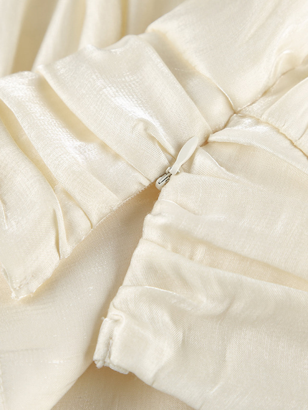 Halter Neck Ruched Cami Top 308a538a9dba4d60b69d2f918053074c-Max