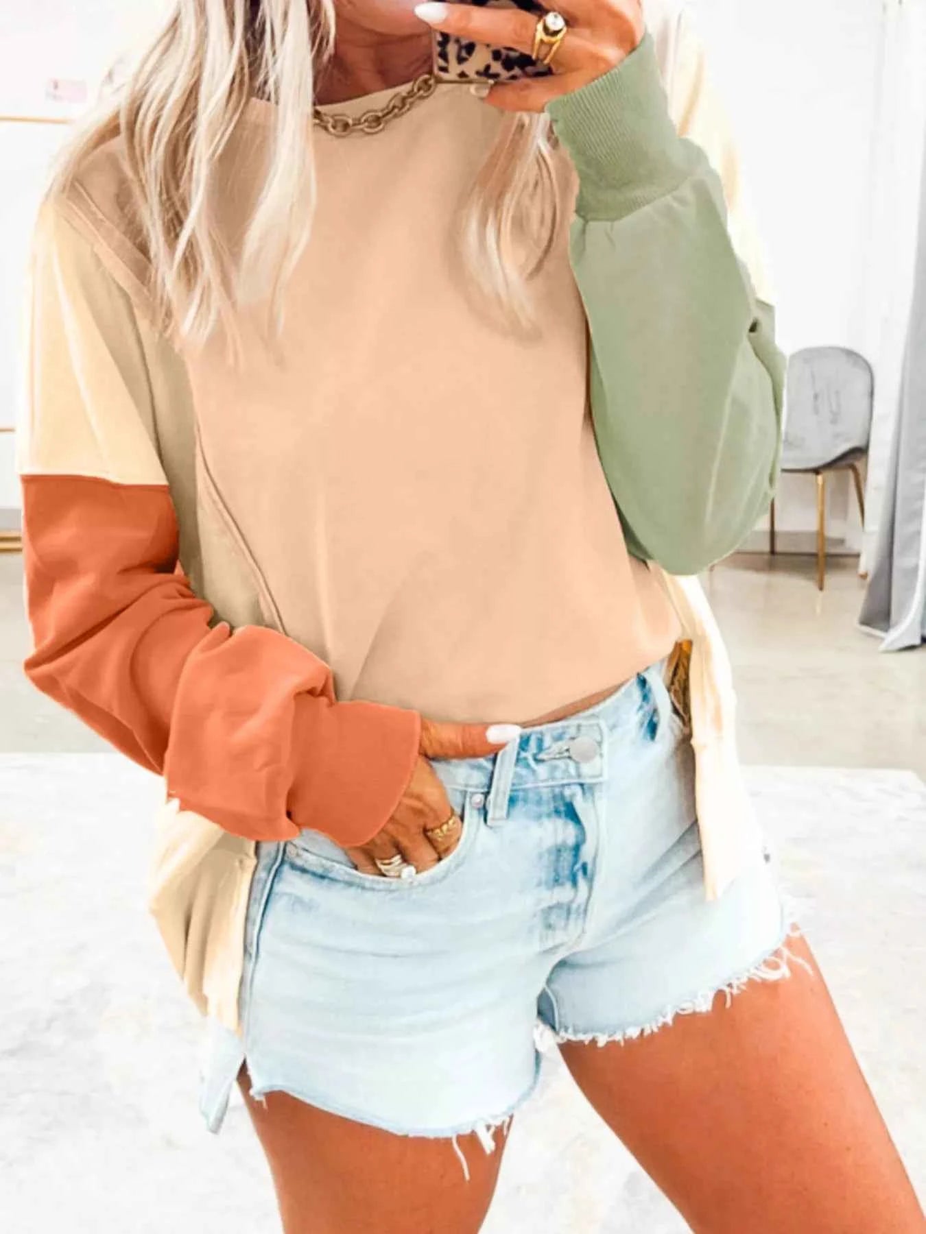 Color Block Round Neck Oversized Sweatshirt 310abdea93c840e4b2d09e0657fe5823-Max-Origin