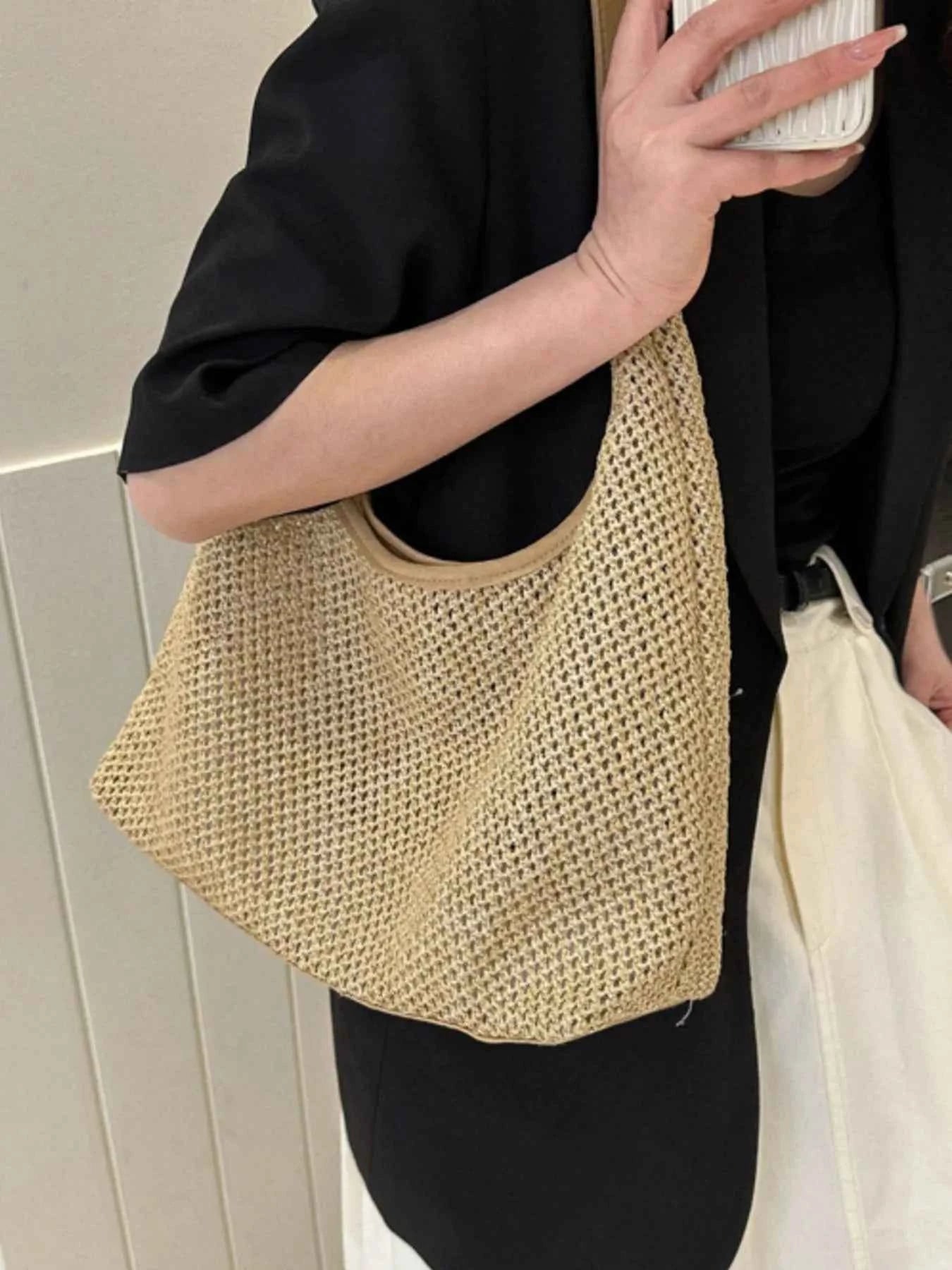 Woven Straw Shoulder Bag Khaki ONESIZE 3149460d-8761-4453-b23c-da6e4db5eaec-Max-Origin