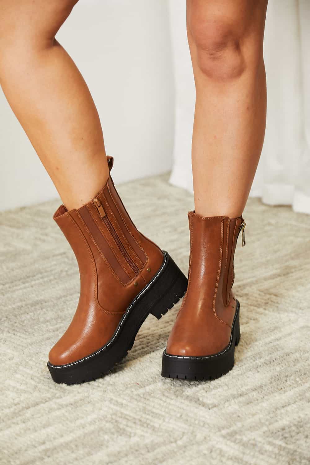 Forever Link Side Zip Platform Boots 31809bebf62e4faa8d629ad5d5136c4c-Max
