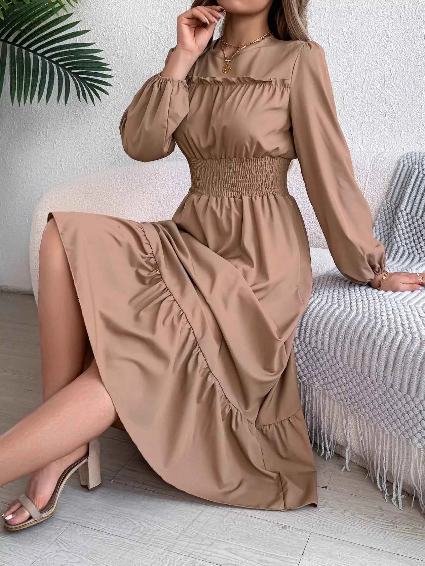 Round Neck Balloon Sleeve Tiered Dress 318f2f8d954d454b8164ac337c657158-Max-Origin