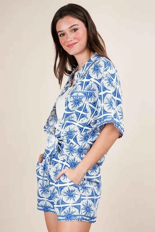 VERY J Full Size Tropical Printed Shirt Top and Shorts Set Plus Size 31b35bc7ce6b435d80a027adb63a64a0-Max-Origin