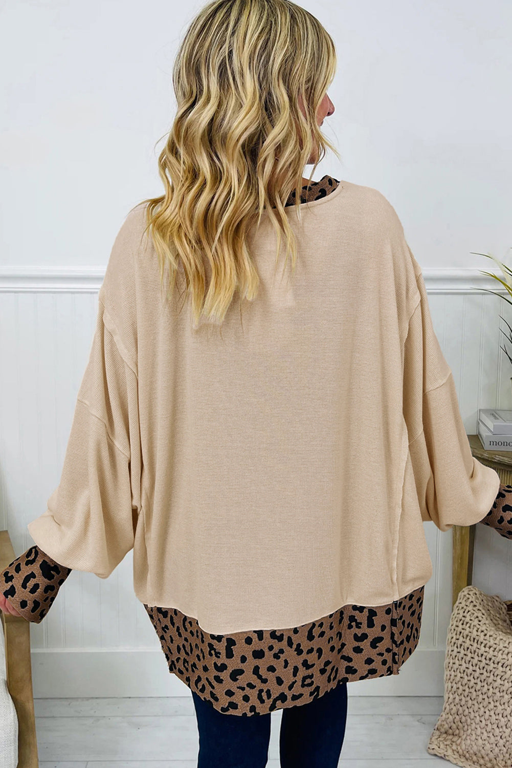 Beige Stars Pattern Leopard Patchwork Round Neck Sweatshirt 31e4aff838c2b5a5