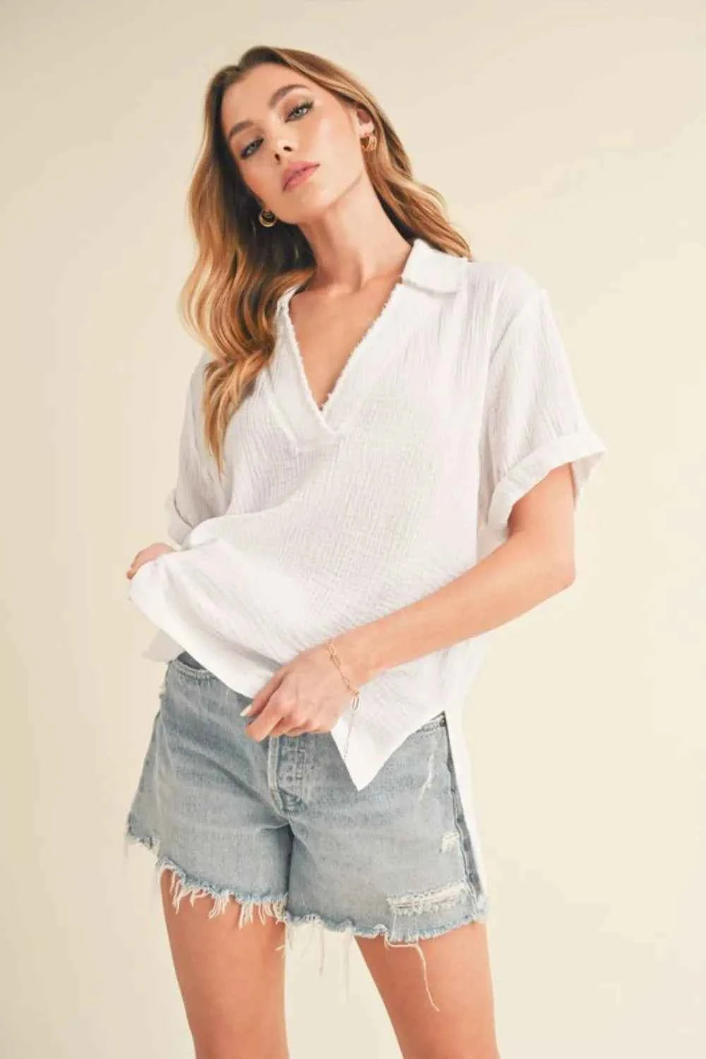 Aemi + Co Side Slit Johnny Collar Short Sleeve Cotton Gauze Blouse White 31f24ea1-6597-4e7b-93d3-813ae1ebc6af-Max