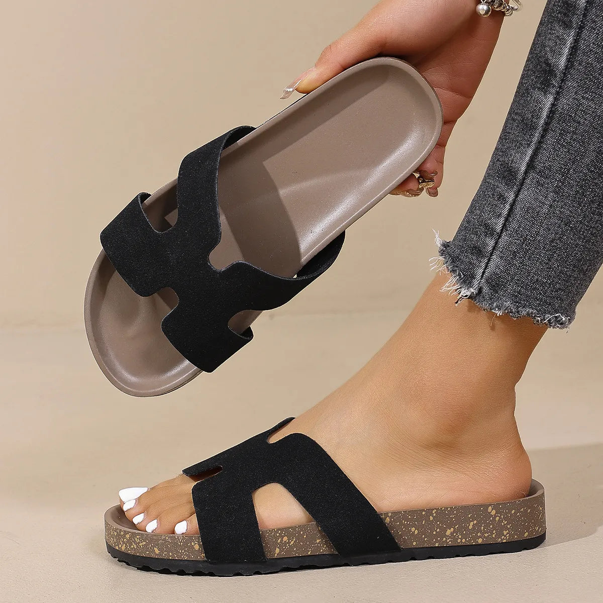 Open Toe Flats Sandals 3247bb9b-1989-4805-bf45-91ef61d68c9b-Max-Origin