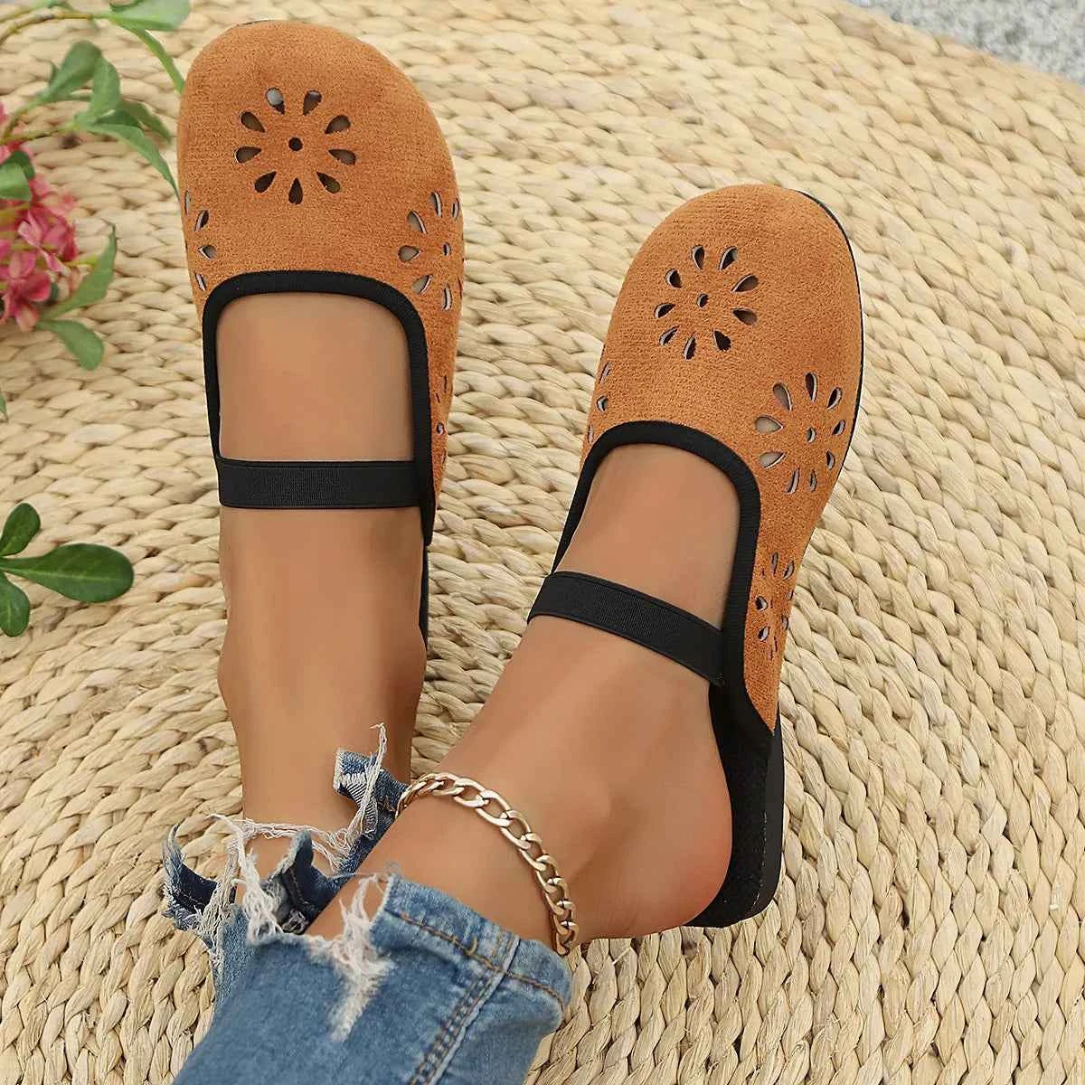 Cutout Round Toe Slip-Ons 32a7104fa83c44b2a669450b60d210c1-Max-Origin