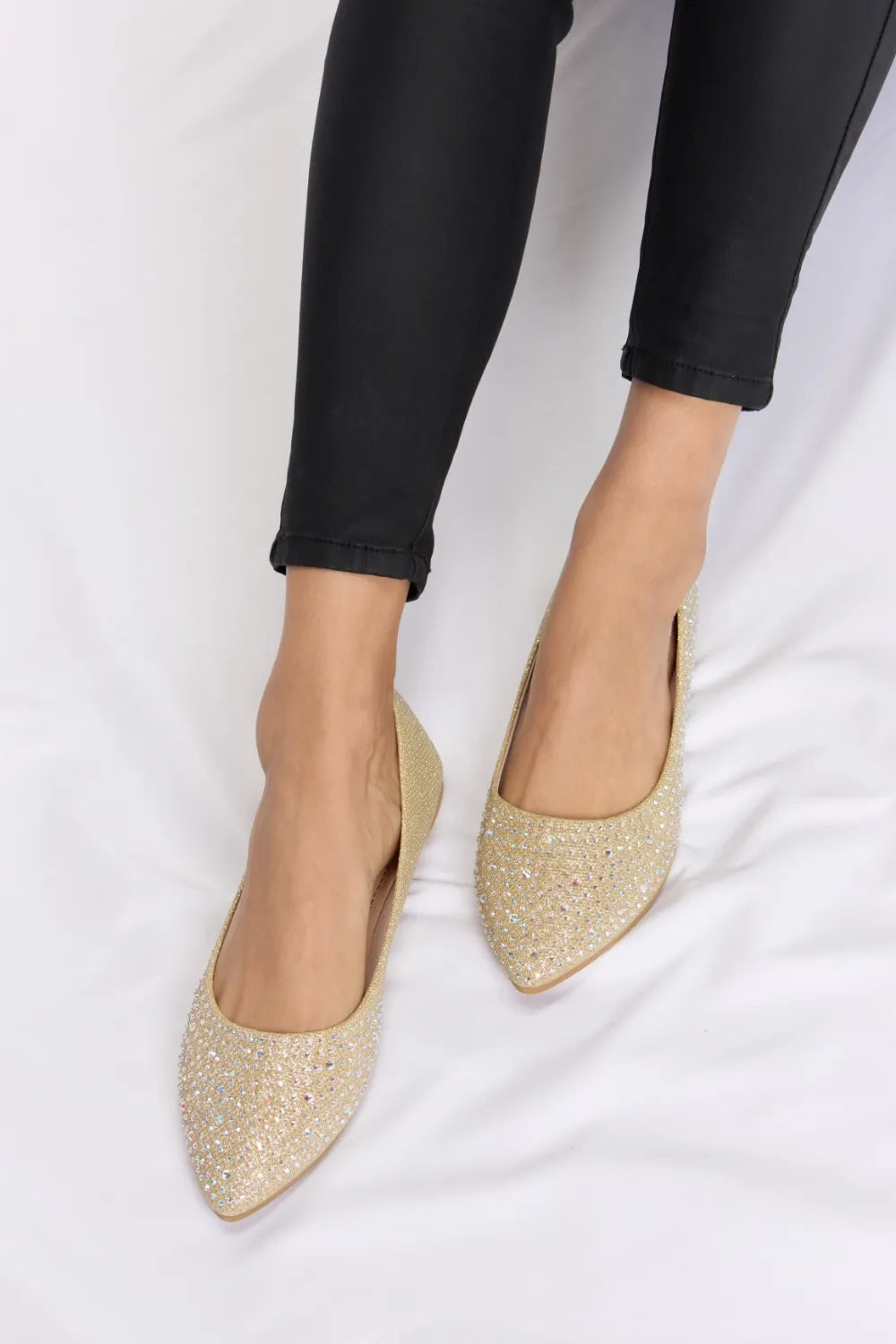 Forever Link Rhinestone Point Toe Flat Slip-Ons 32c39b73-0ac3-47c6-b5d8-6d4e8e5fa571-Max