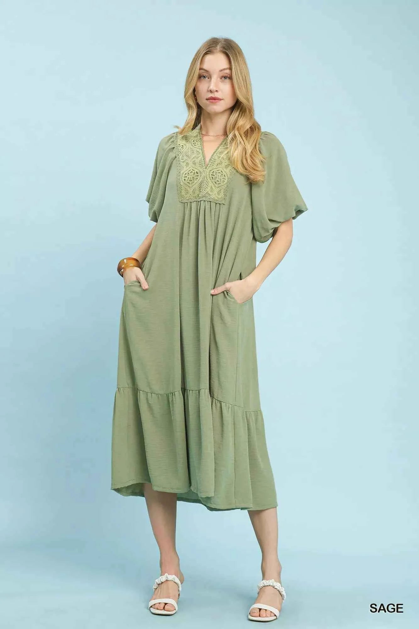 Umgee Puff Sleeve Midi Dress with Lace Detail 32d8cba7-ed3d-4885-b01b-01cc576aaffe-Max-Origin
