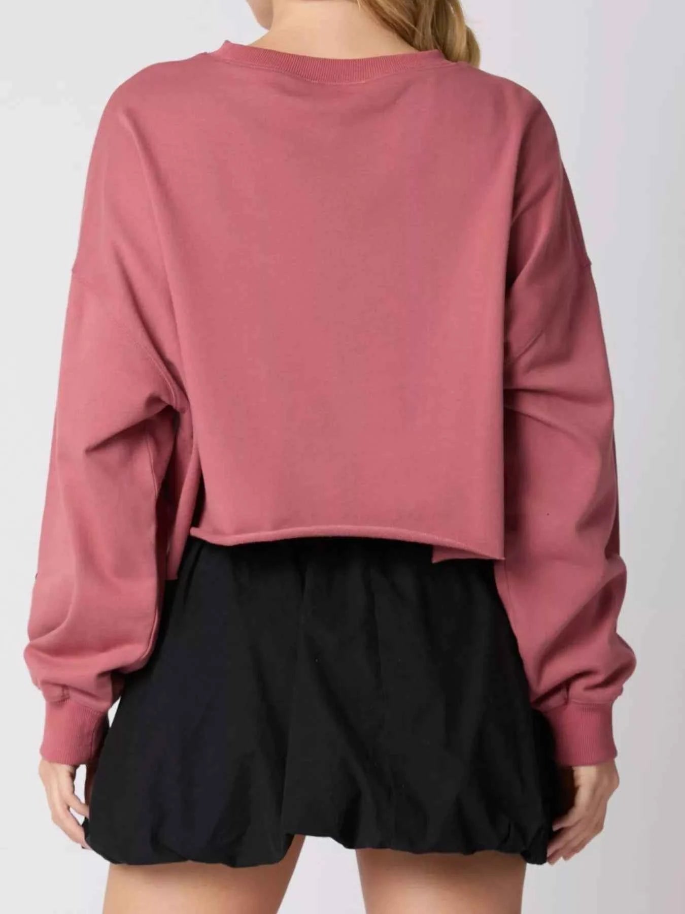 Sequined Pumpkin Halloween Crop Sweatshirt 32ebf182-5121-4b8d-a066-40ee7641f462-Max-Origin