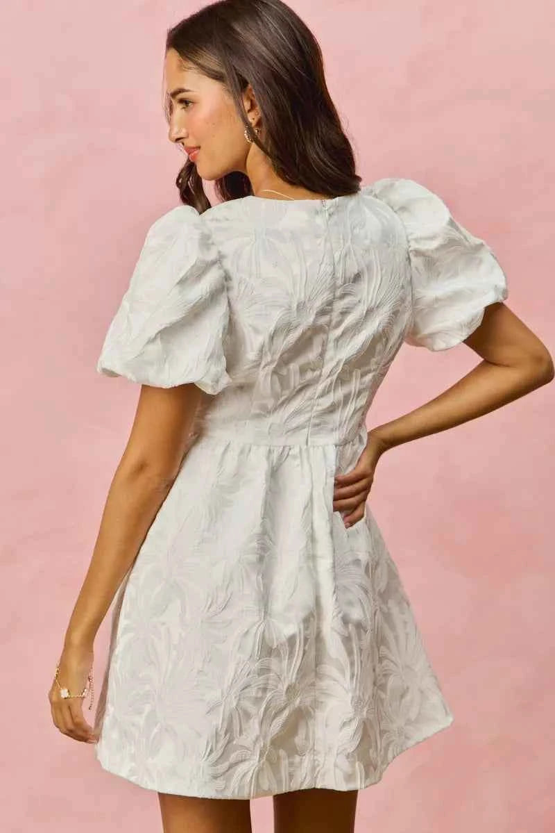SO ME Floral Jacquard Bubble Shorts Sleeves Mini Dress 3358faefa92e432bb4899d4cecd9fcc2-Max-Origin