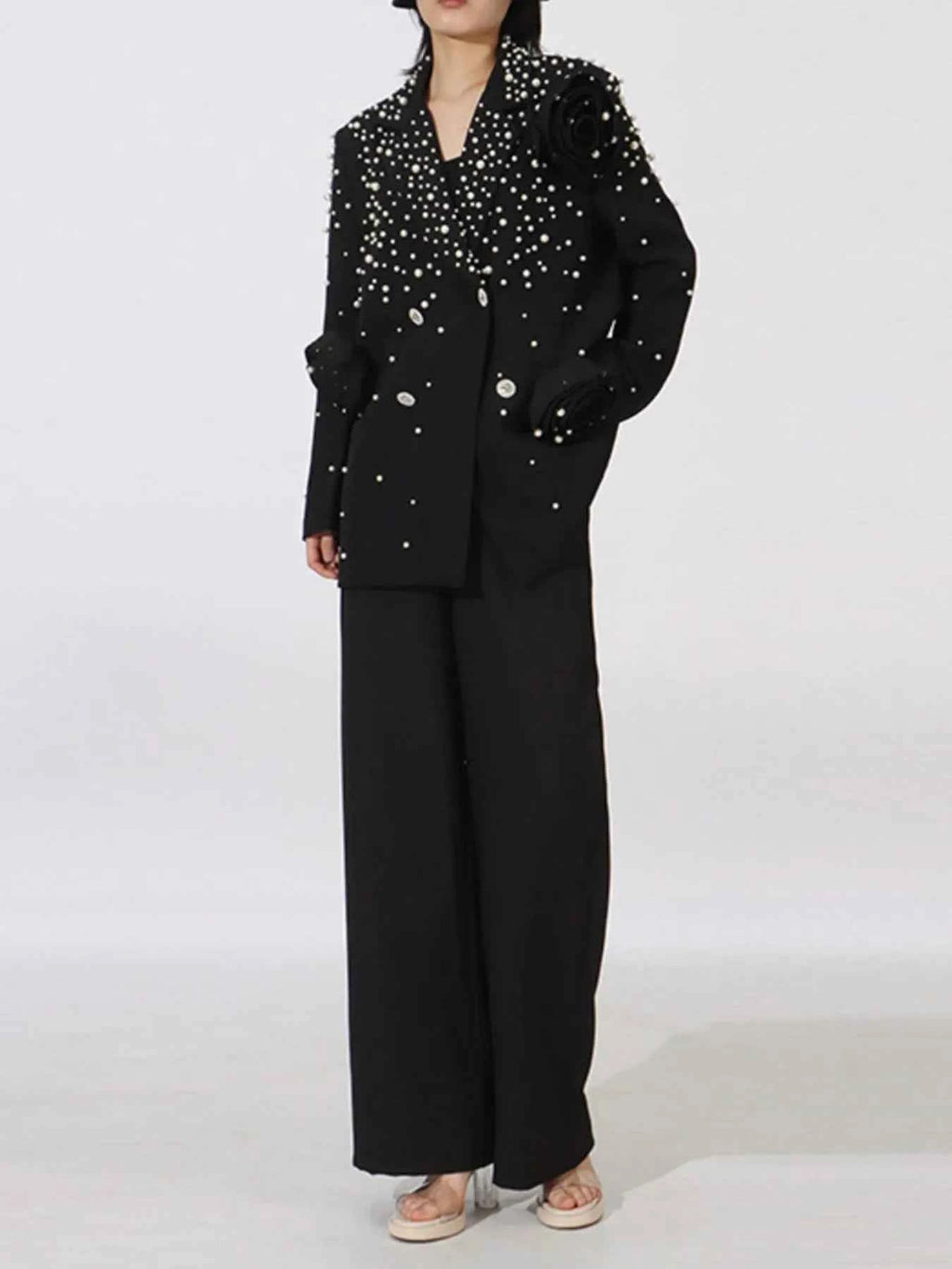 Pearl Embellished Double-Breasted Blazer 3383d5ac-aee3-4e38-bb91-2e5bf4eadb96-Max-Origin