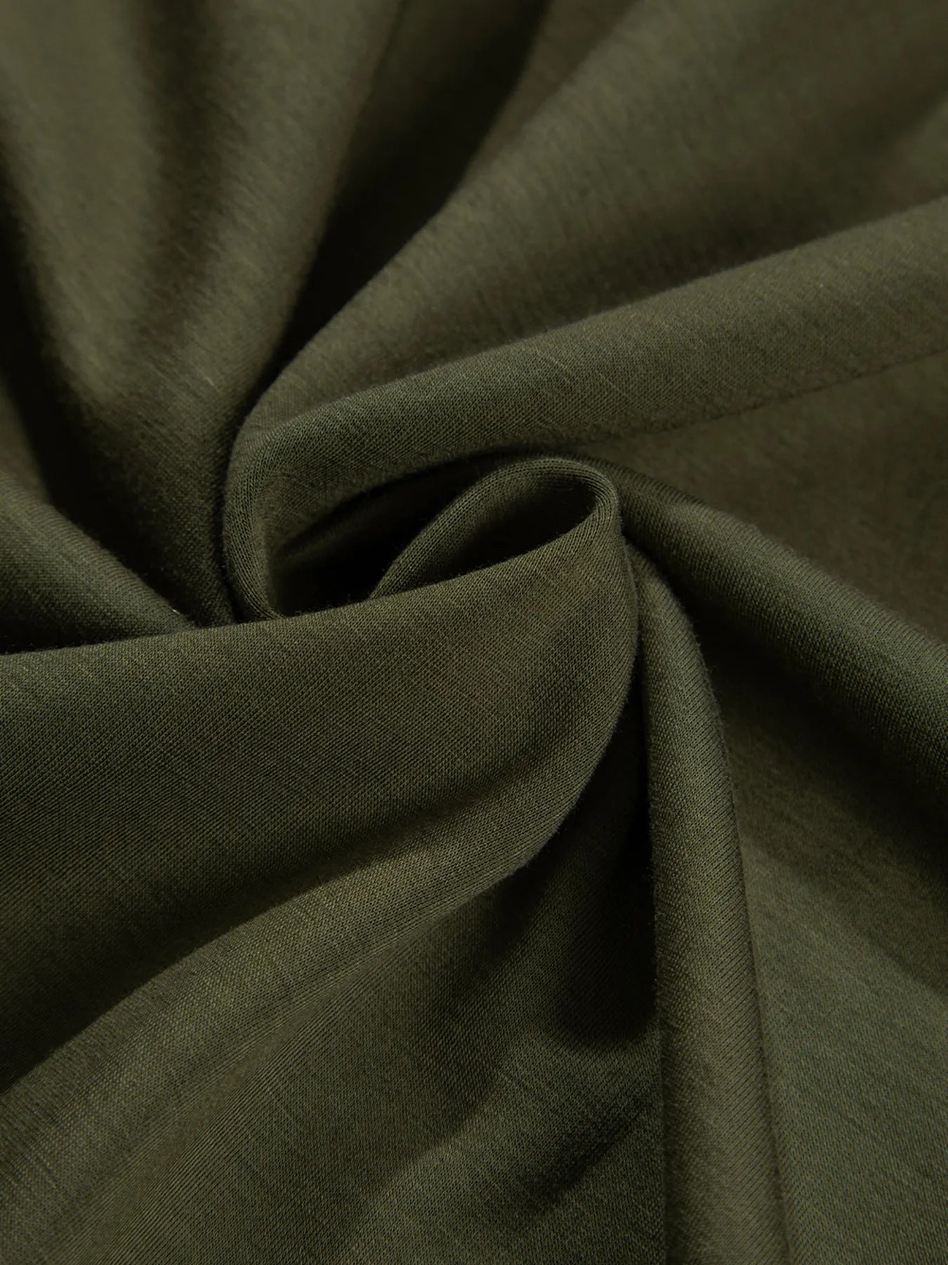 Solid Color Ruched Detail Long Sleeve Midi Dress 3396e384467643839c05703a30ad224a-Max-Origin