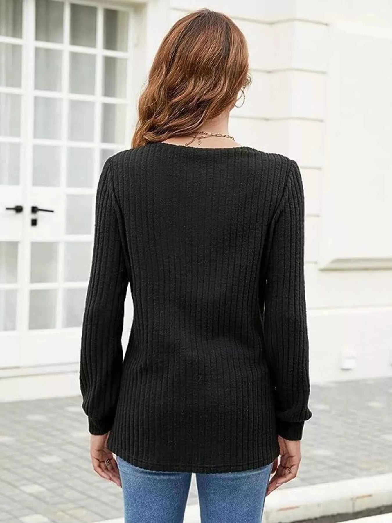 V-Neck Ribbed Long Sleeve Knit Top 344074c8f33b4719a50daabad10d6f8f-Max-Origin