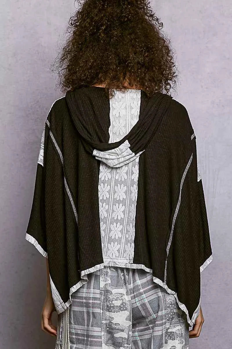 POL Short Sleeve Hoodie Top with Lace Detail 34598185-7c1d-40cf-96d6-ff4029ef8cdb-Max-Origin