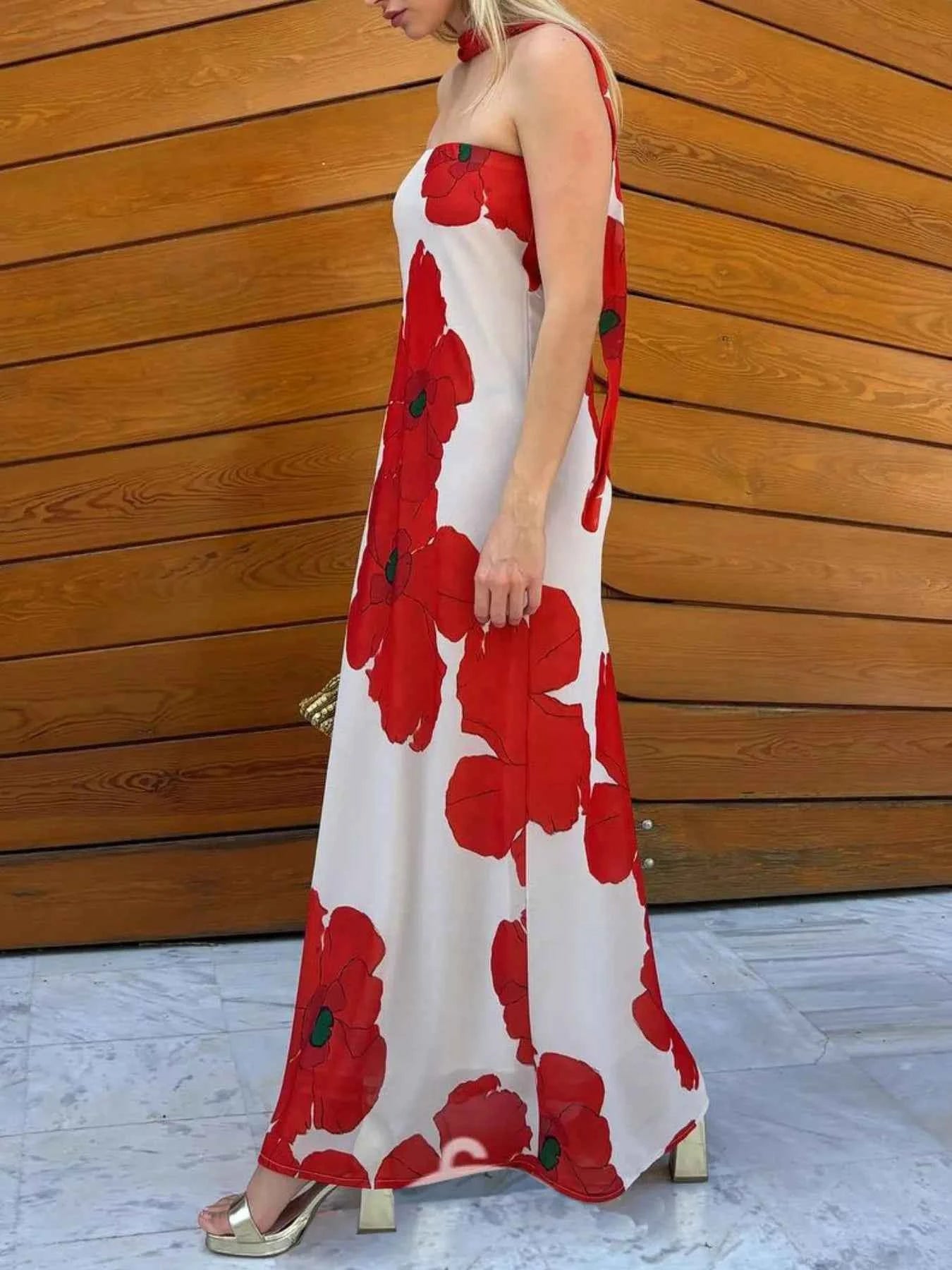 Printed Tube Maxi Dress 34608aa6-63fe-4b09-bd9b-408c9d292e36-Max-Origin