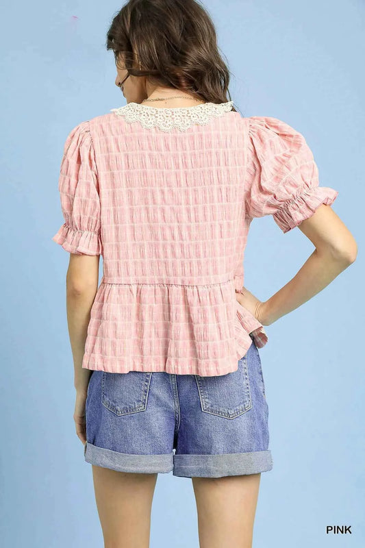 Short Sleeve Gingham Lace Peplum Blouse 349a2dd7-101d-4e14-8068-b284b92211e4-Max-Origin