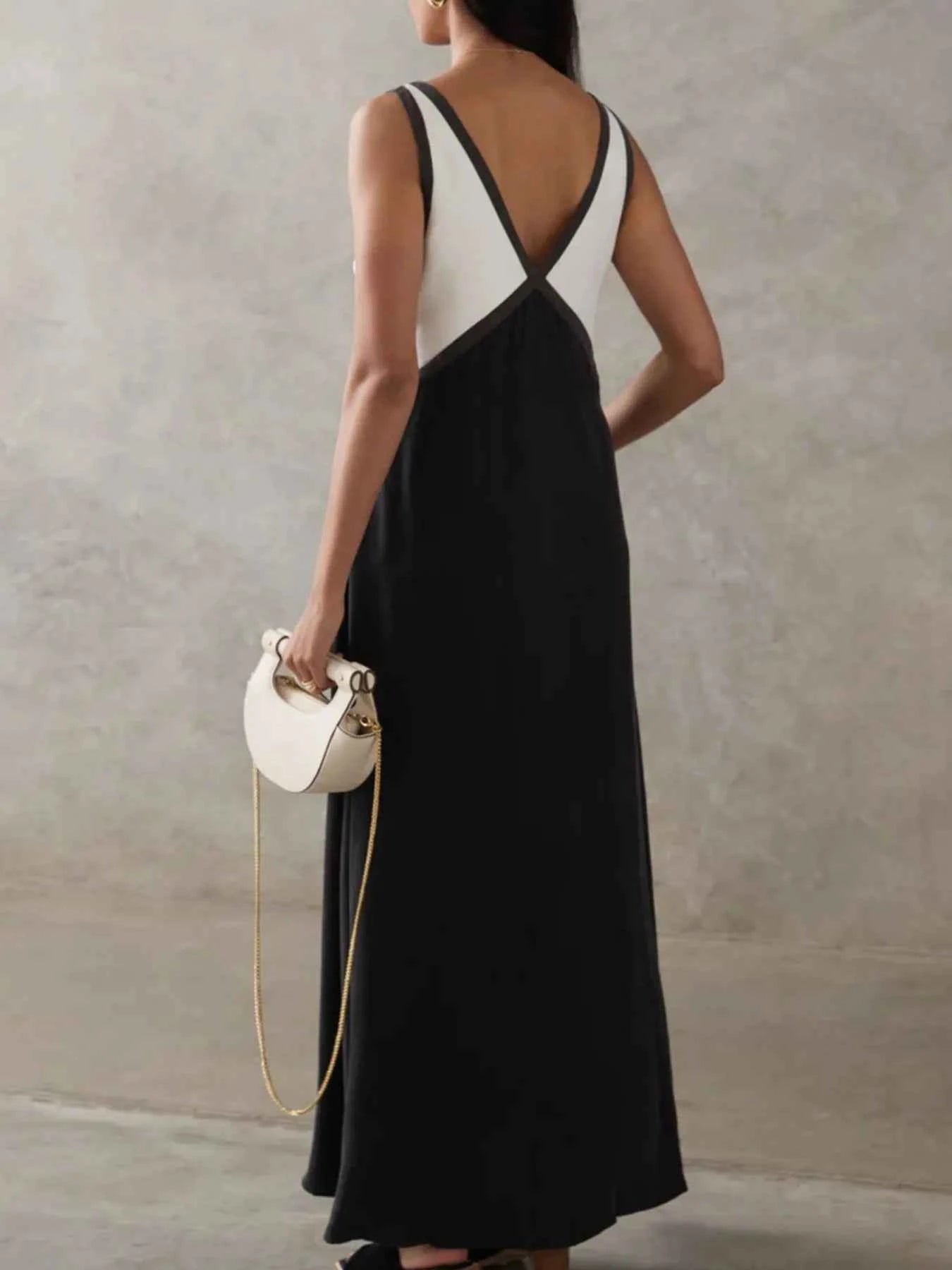 Color Block V-Neck Sleeveless Maxi Dress 34a2845f-e980-430c-b0ac-364a7c9c3989-Max-Origin
