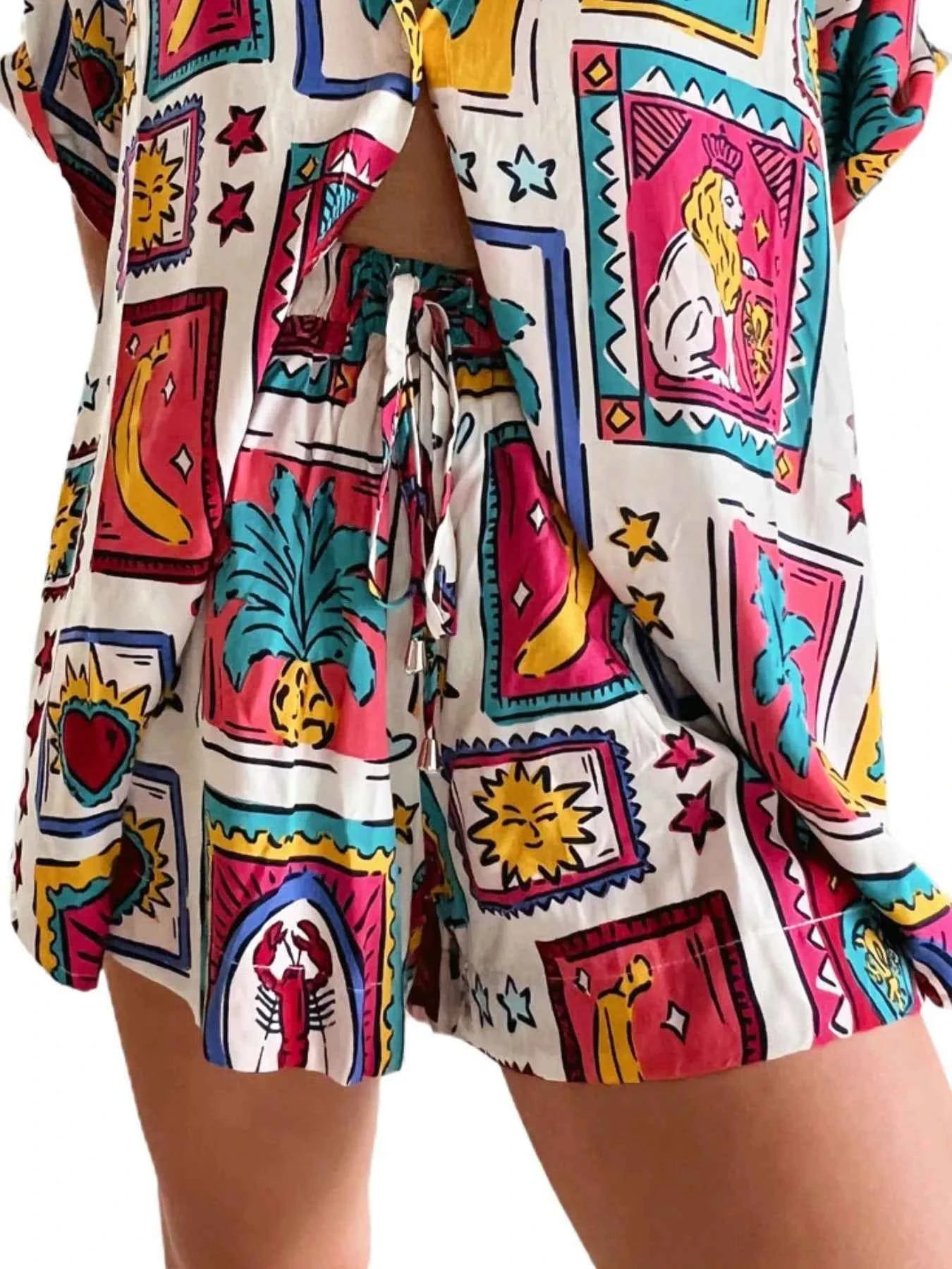 Printed Button Up Shirt and Shorts Set 34b843d2-9df7-4f3e-92f7-68ccccbea822-Max-Origin