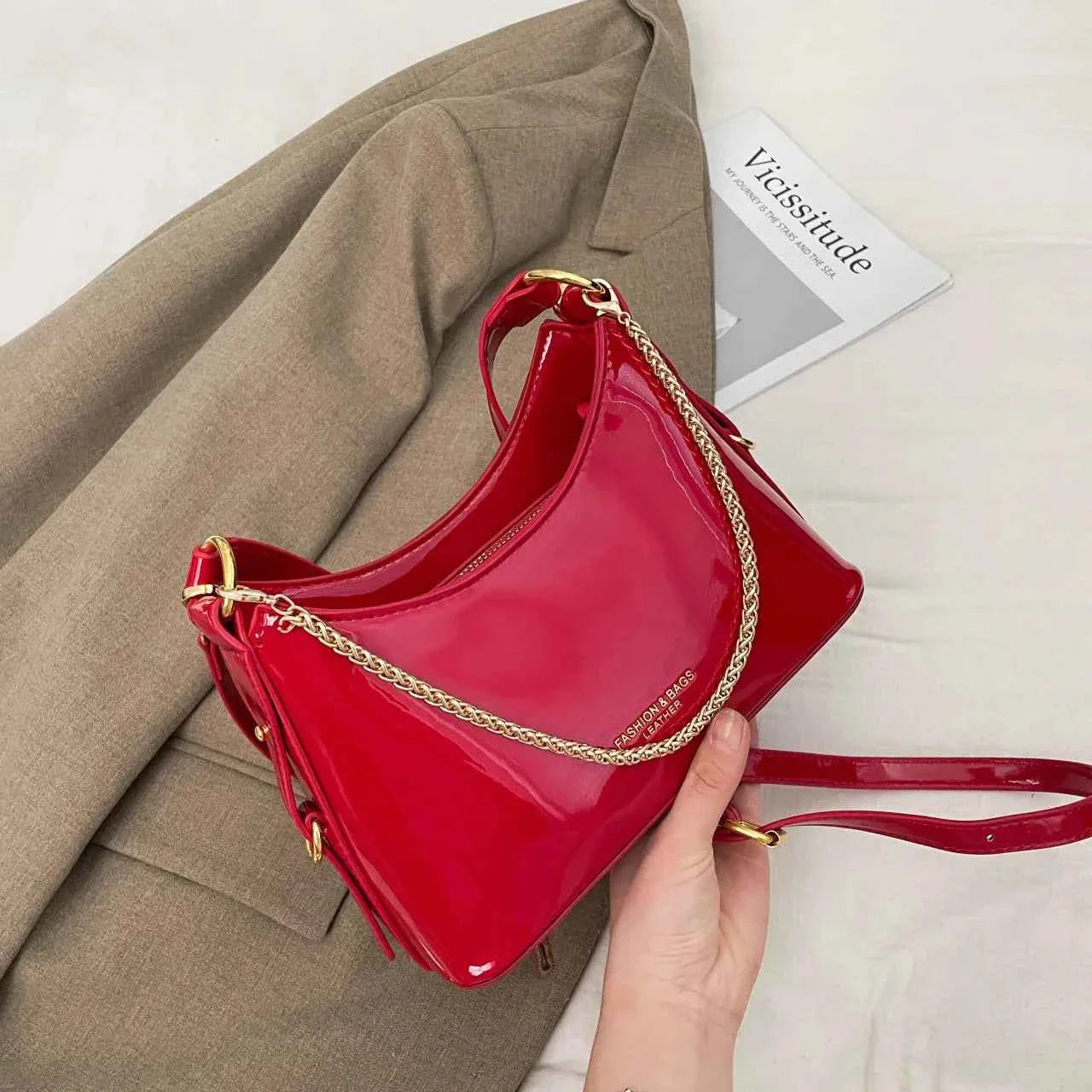 Leather Chain-Strap Shoulder Bag Red onesize 34f133b8e18f4ba69311016e67de80b3-Max-Origin