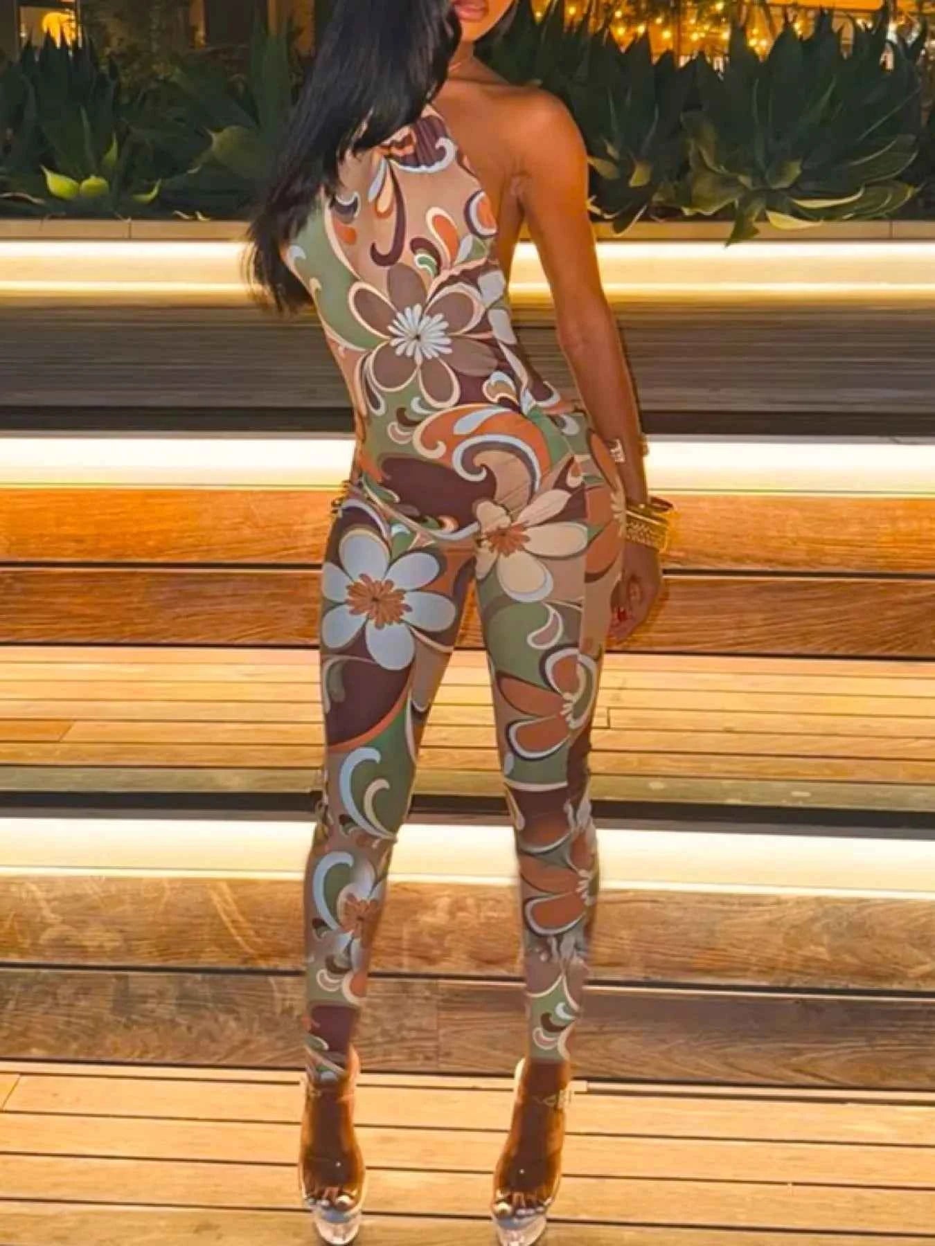 Tropical Print Halter Neck Bodycon Jumpsuit 3508e331b0b04aeab92b37949630833f-Max-Origin