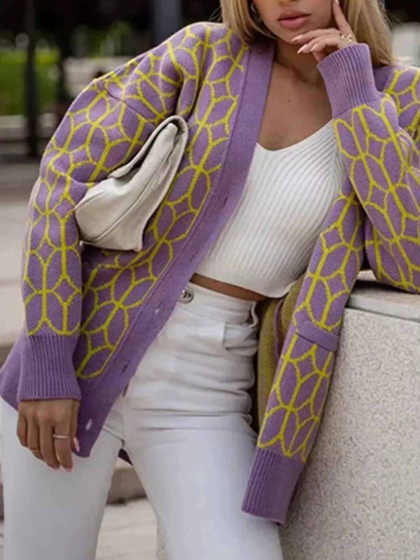 Geometric Patterned Button-Down Cardigan 358babd9-312e-4b76-b195-b0dad719eef5-Max-Origin