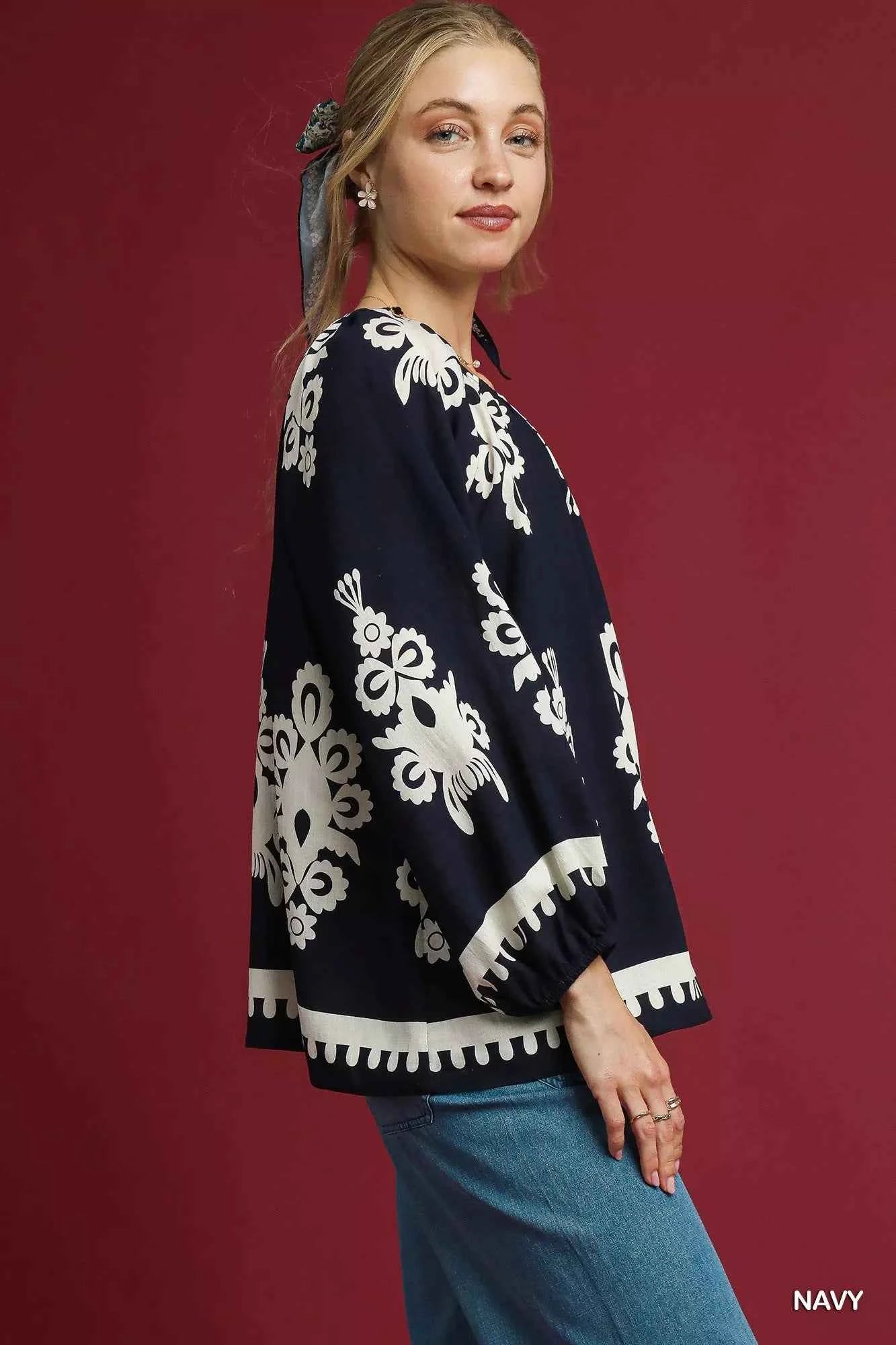 Umgee Two Tone Border Print Top with Balloon Sleeves 35d37bb9-8b19-45c5-ae5c-56f7341e0415-Max-Origin