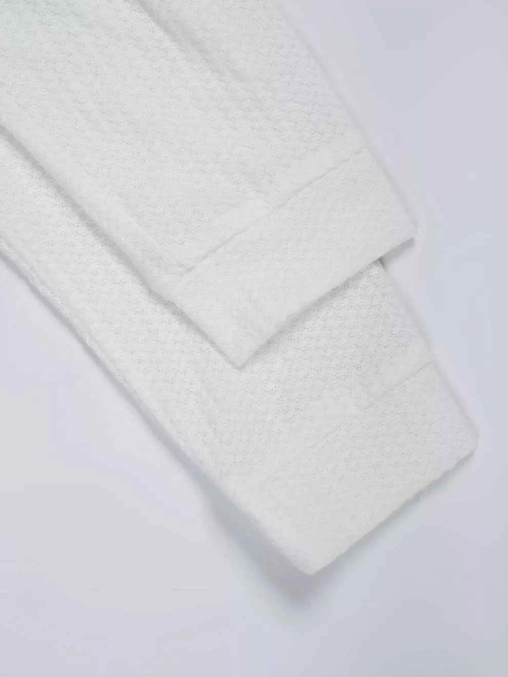 V-Neck Long Sleeve T-Shirt 35f17bba7b444070822dfd4c6c2c531a-Max-Origin