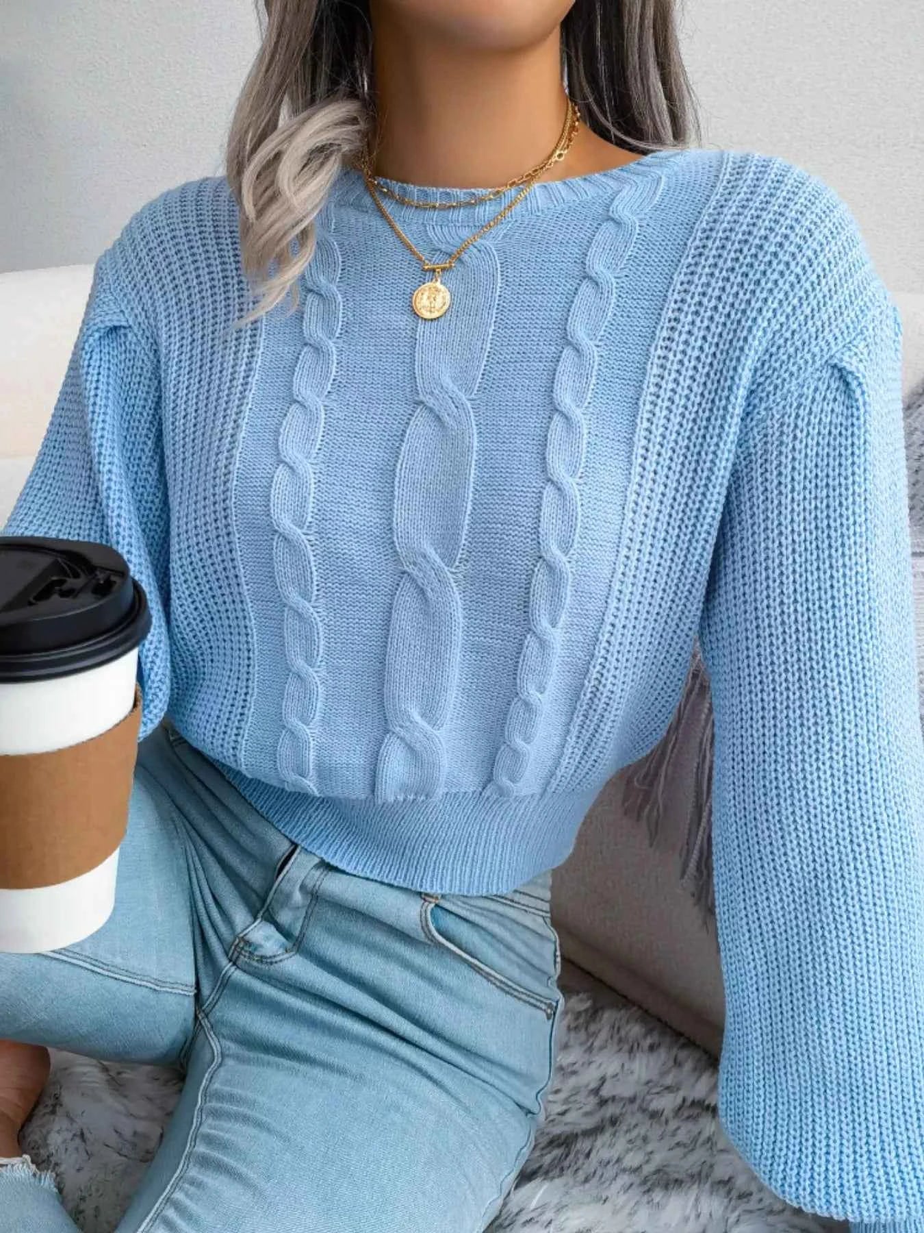 Cable Knit Round Neck Cropped Sweater 36001302-9c95-4d0e-9c51-bf4095cfa0b3-Max-Origin