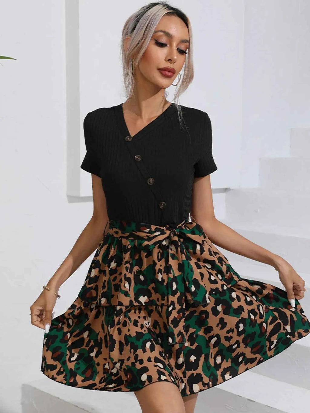 Leopard Short Sleeve Dress Black 365104cf8bf6424d9cbcbee9095eb950-Max-Origin
