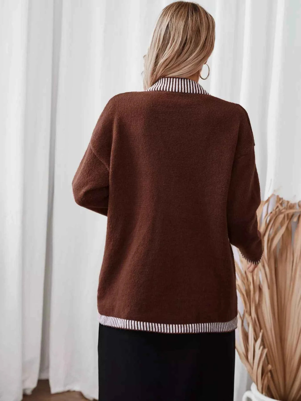 Striped Trim Button Front Pocket Knit Cardigan 365faf1f4faa4cfb896de8889e1844de-Max-Origin