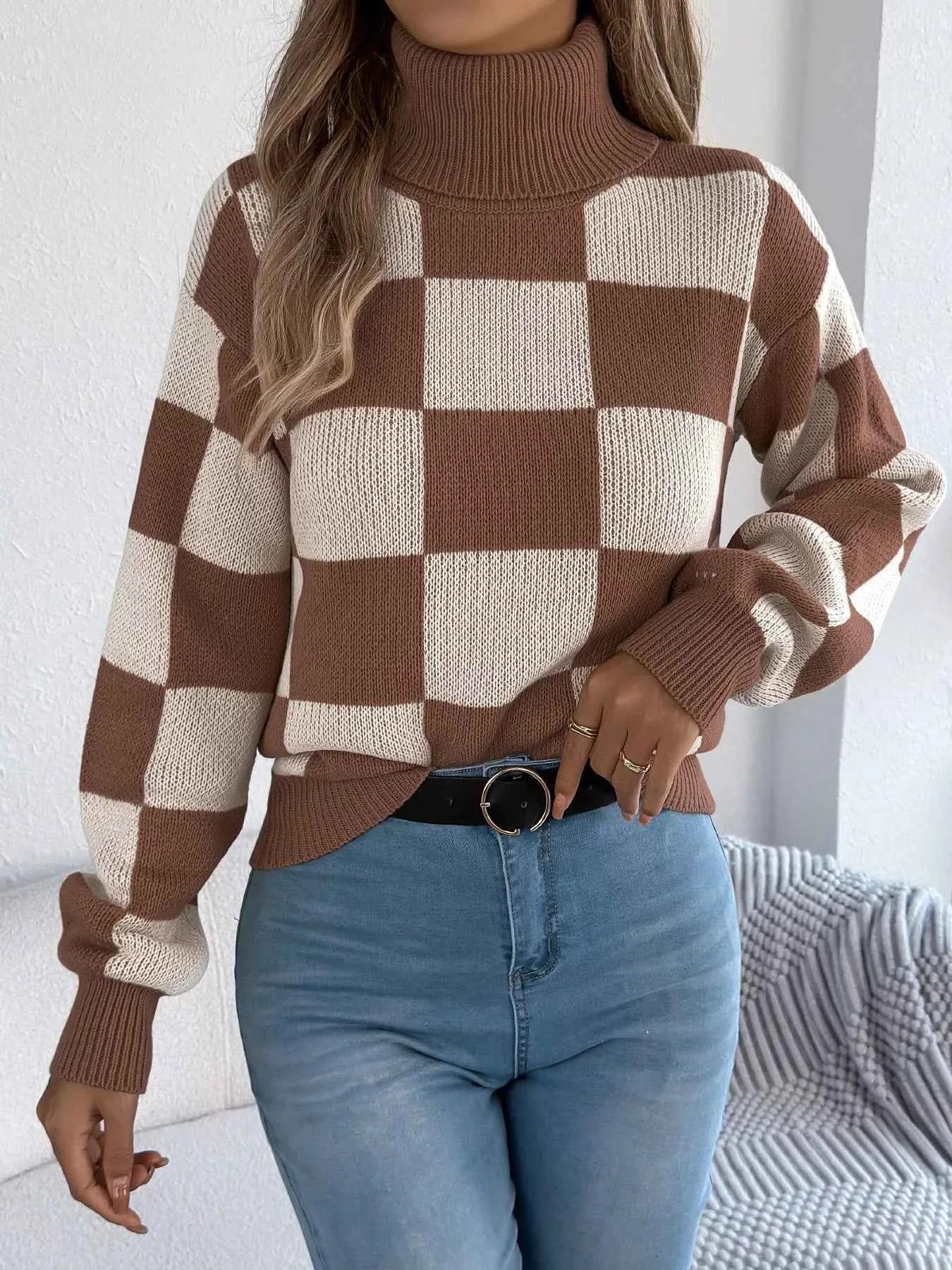Checkered Turtleneck Long Sleeve Sweater 366118ad-6643-4947-8fb5-81007a6dad10-Max-Origin