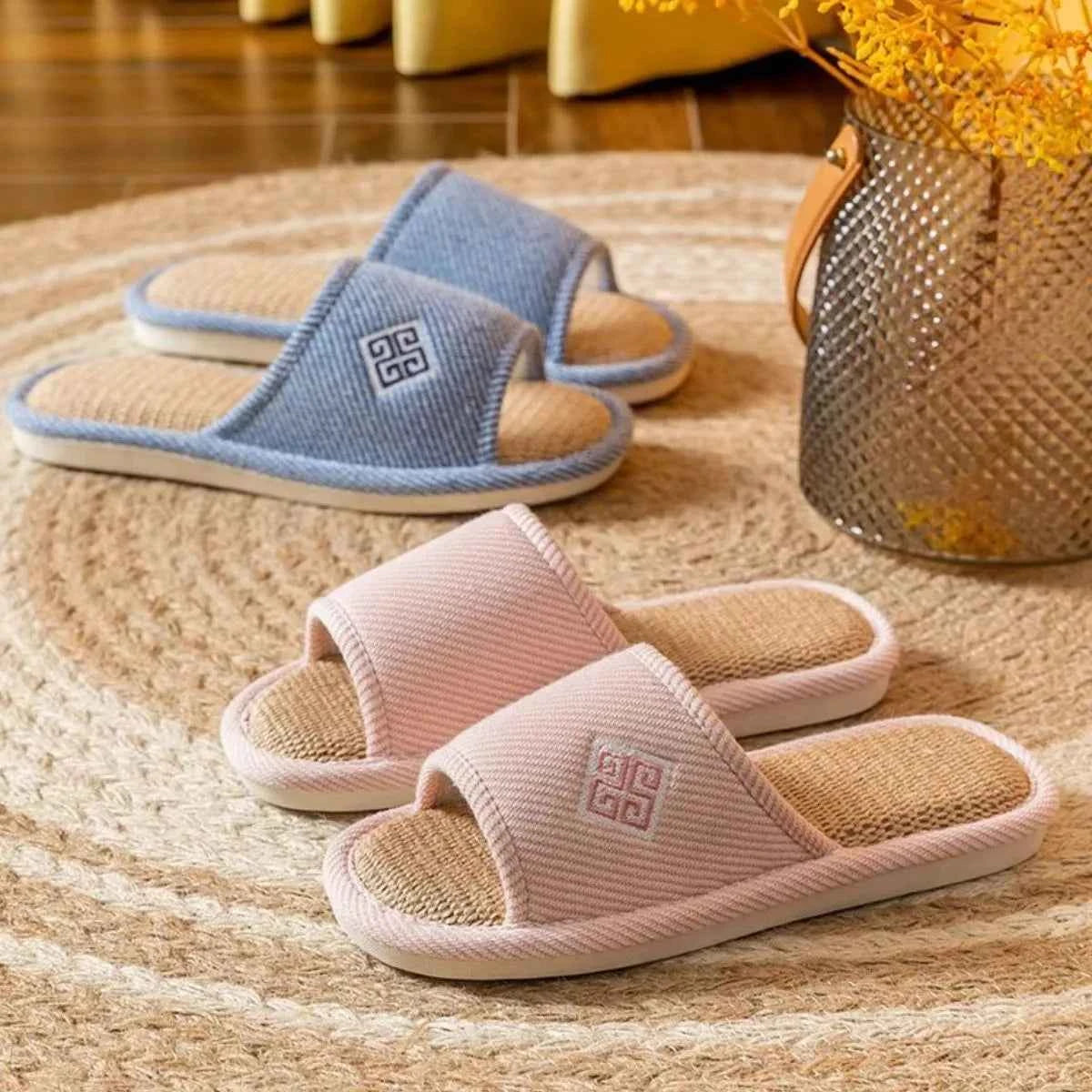 Open Toe Flats Slippers 36af33a3-9857-4a27-a576-cc25bb2a6cea-Max-Origin