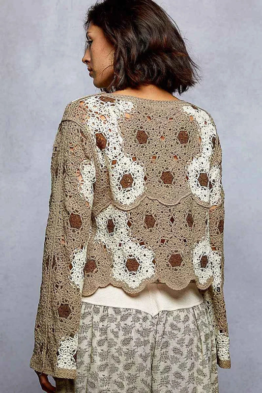 Floral Weave Pattern Crochet Cropped Top with Beads Detail 36c6a99e-4bba-4db4-a705-5658e269da22-Max-Origin